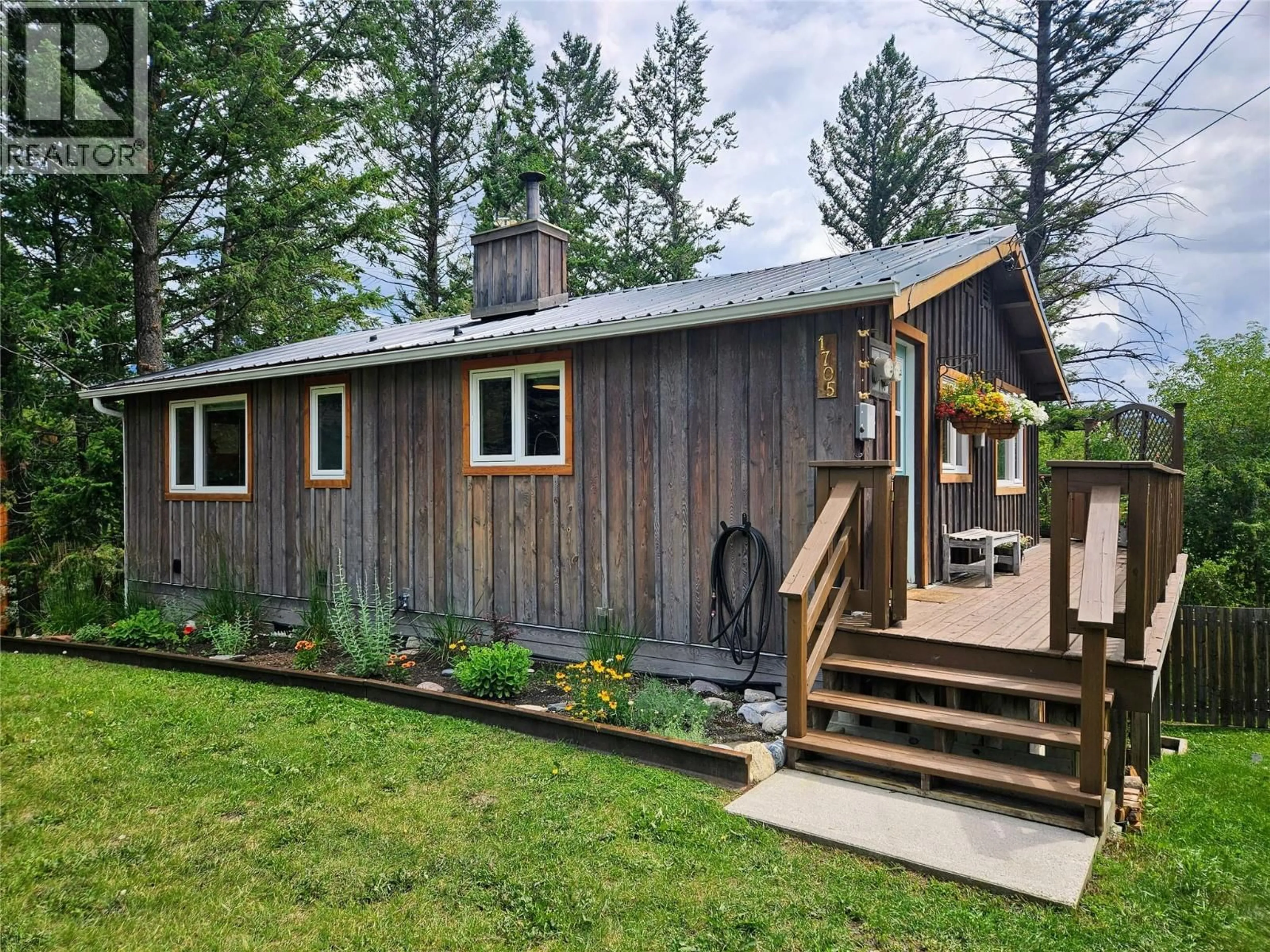 Unknown for 1705 9TH AVENUE, Invermere British Columbia V0A1K0