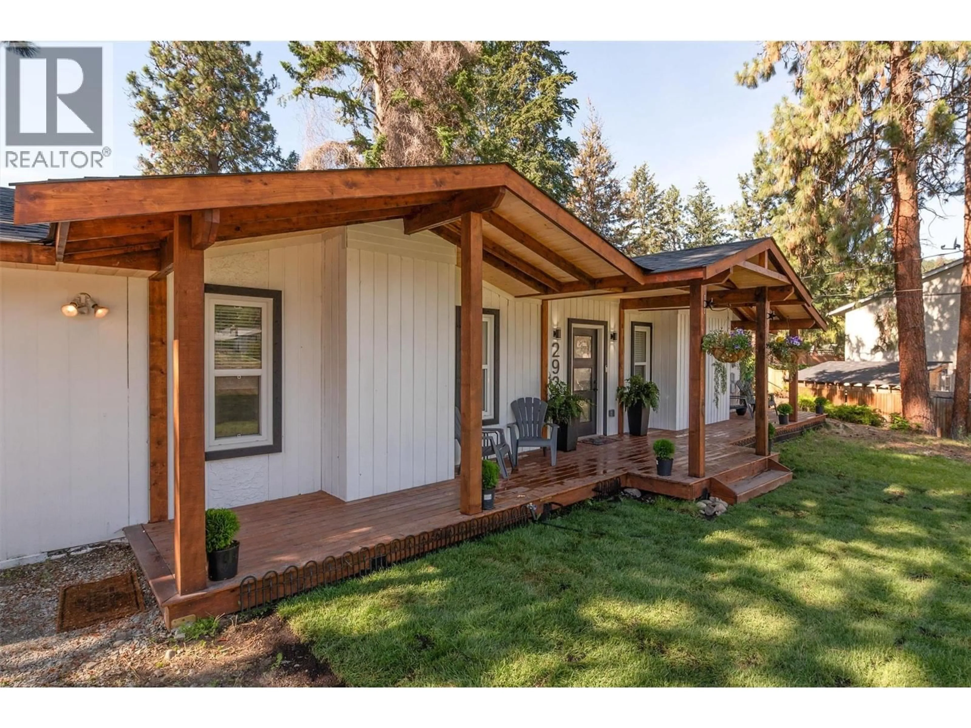 Home with vinyl exterior material, unknown for 2927 MCALLISTER ROAD, West Kelowna British Columbia V4T1G8