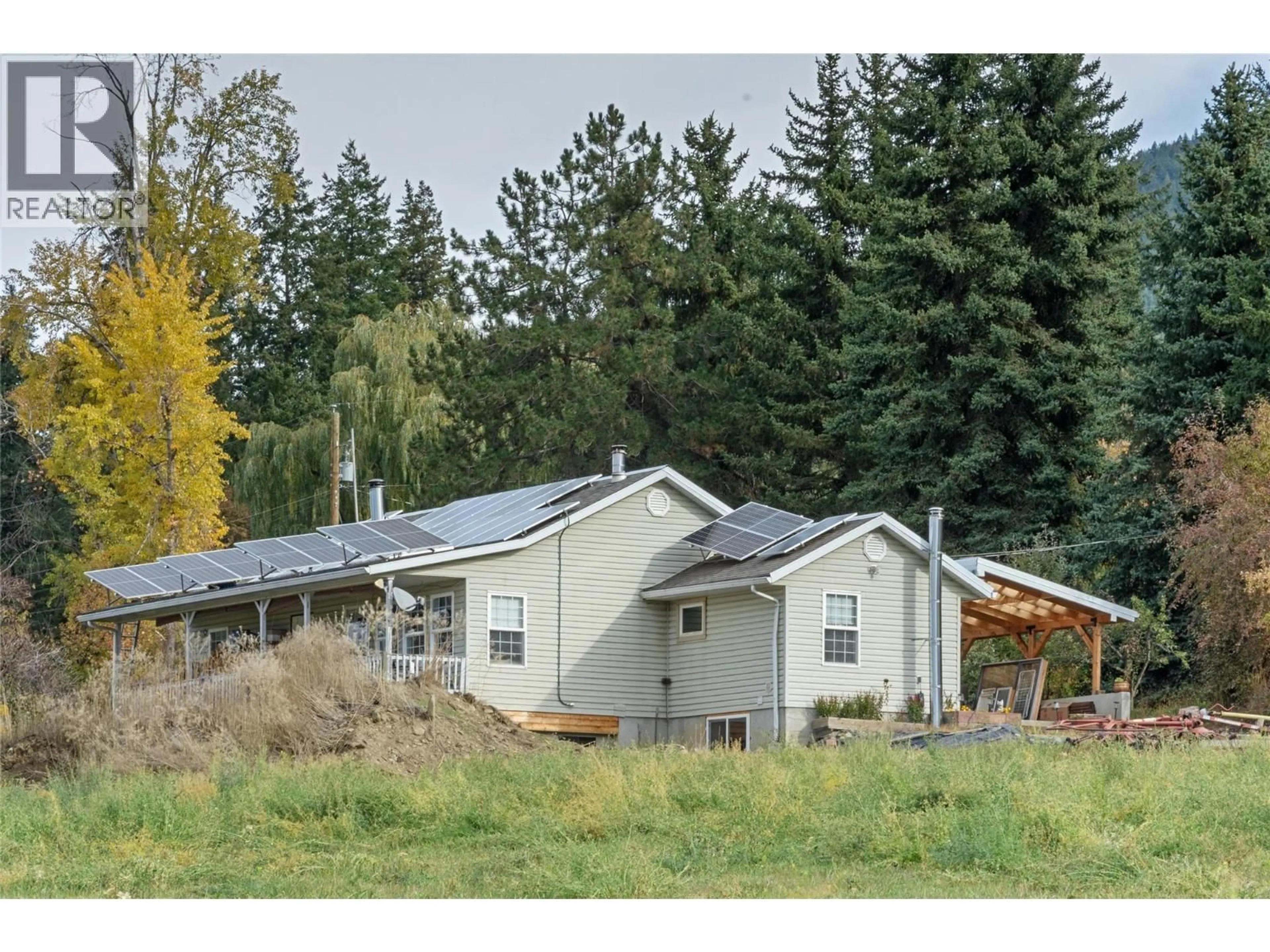 Home with vinyl exterior material, unknown for 1277 MOUNTAIN VIEW ROAD, Spallumcheen British Columbia V4Y0S3