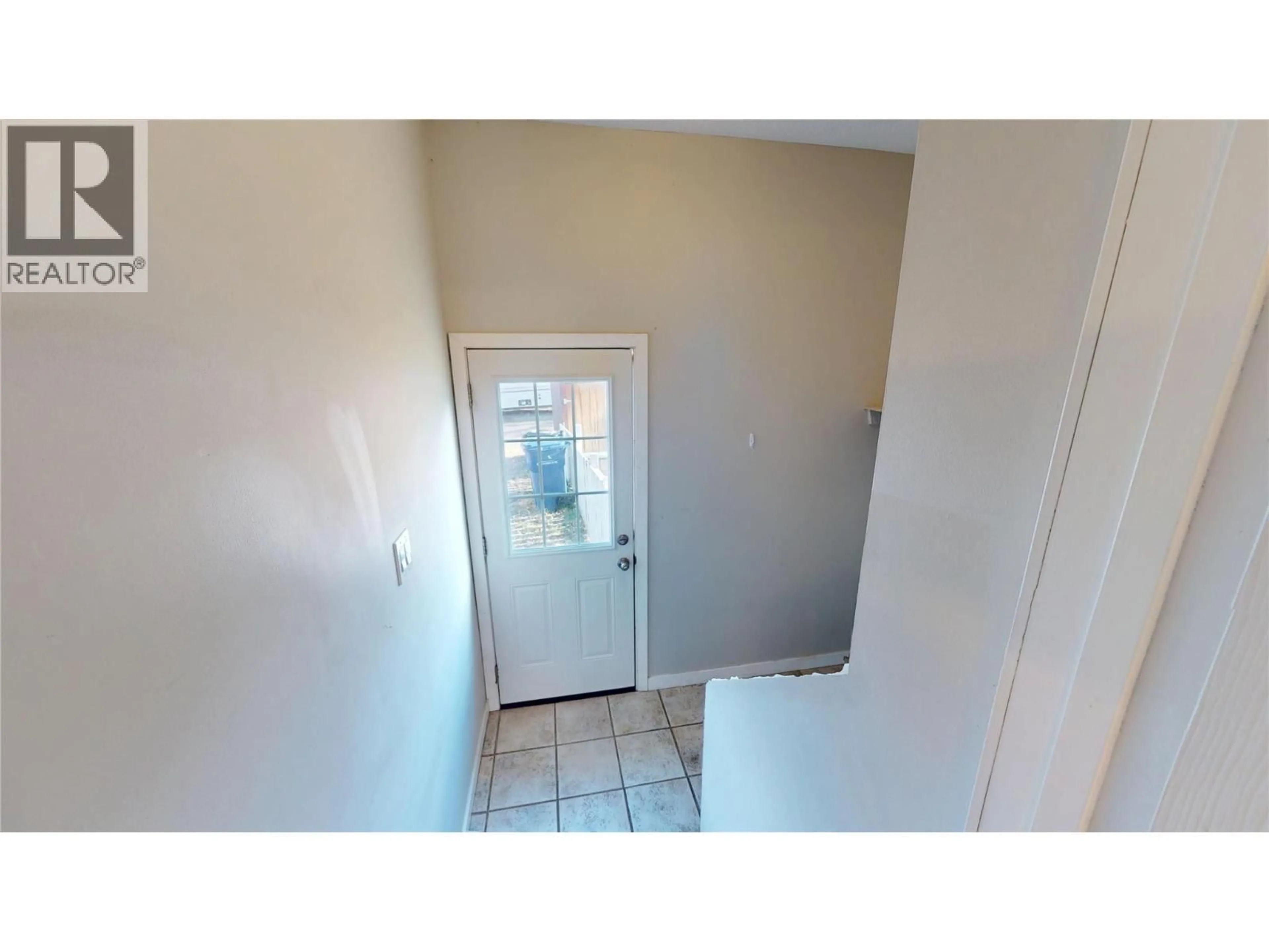 A pic of a room for 1108 2ND AVENUE SOUTH, Cranbrook British Columbia V1C2B3