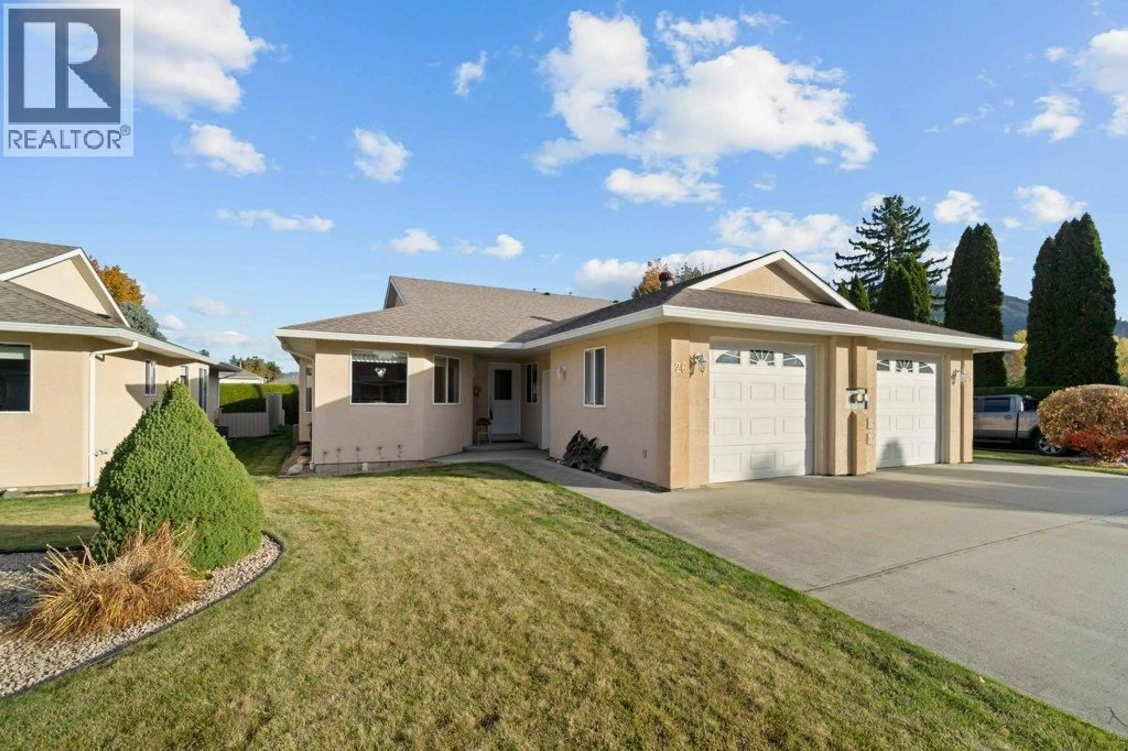 Home with vinyl exterior material, street for 201 KILDONAN AVENUE, Enderby British Columbia V0E1V2