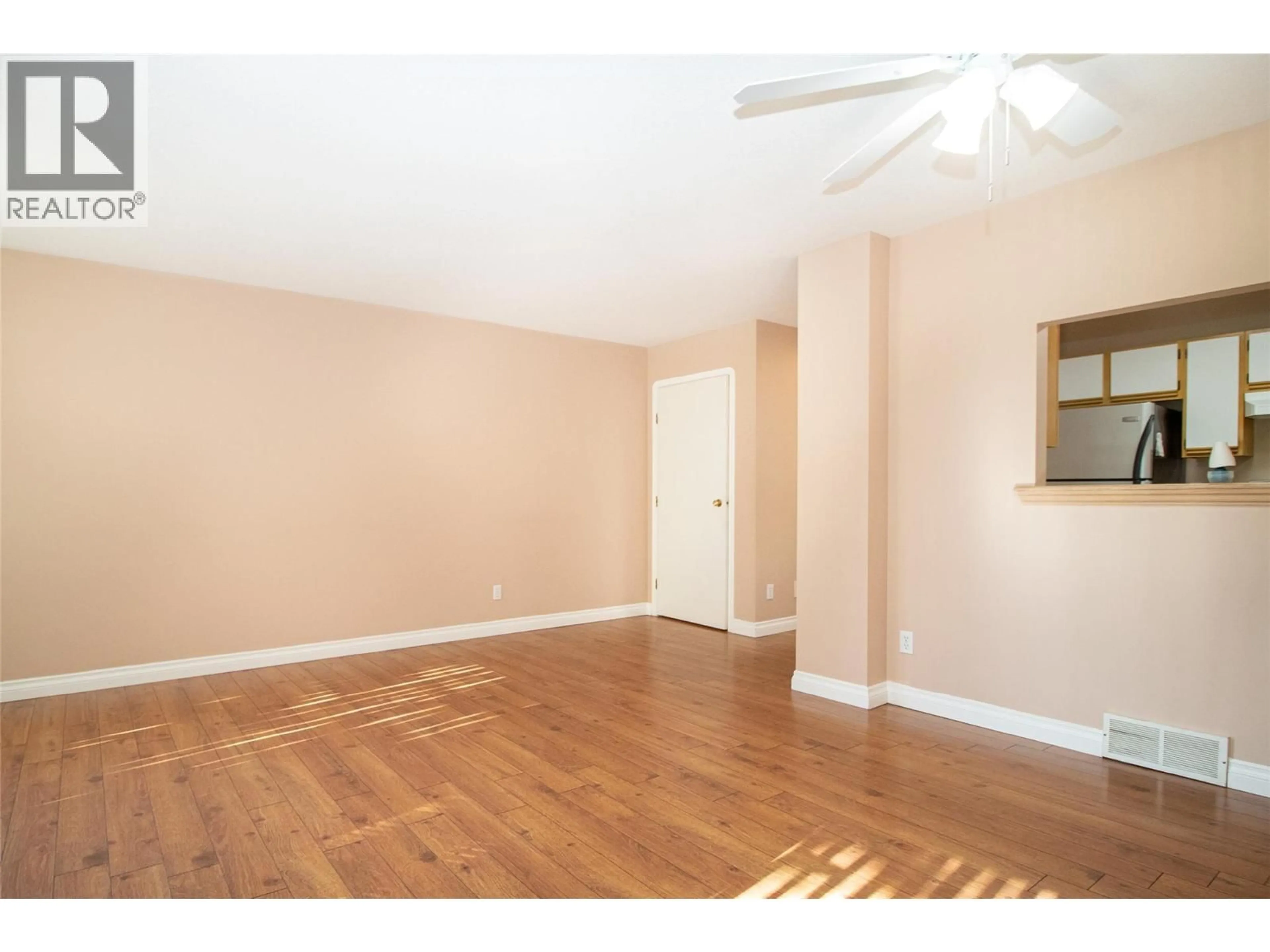 A pic of a room for 3 - 130 DUNDAS ROAD, Kelowna British Columbia V1X7H2