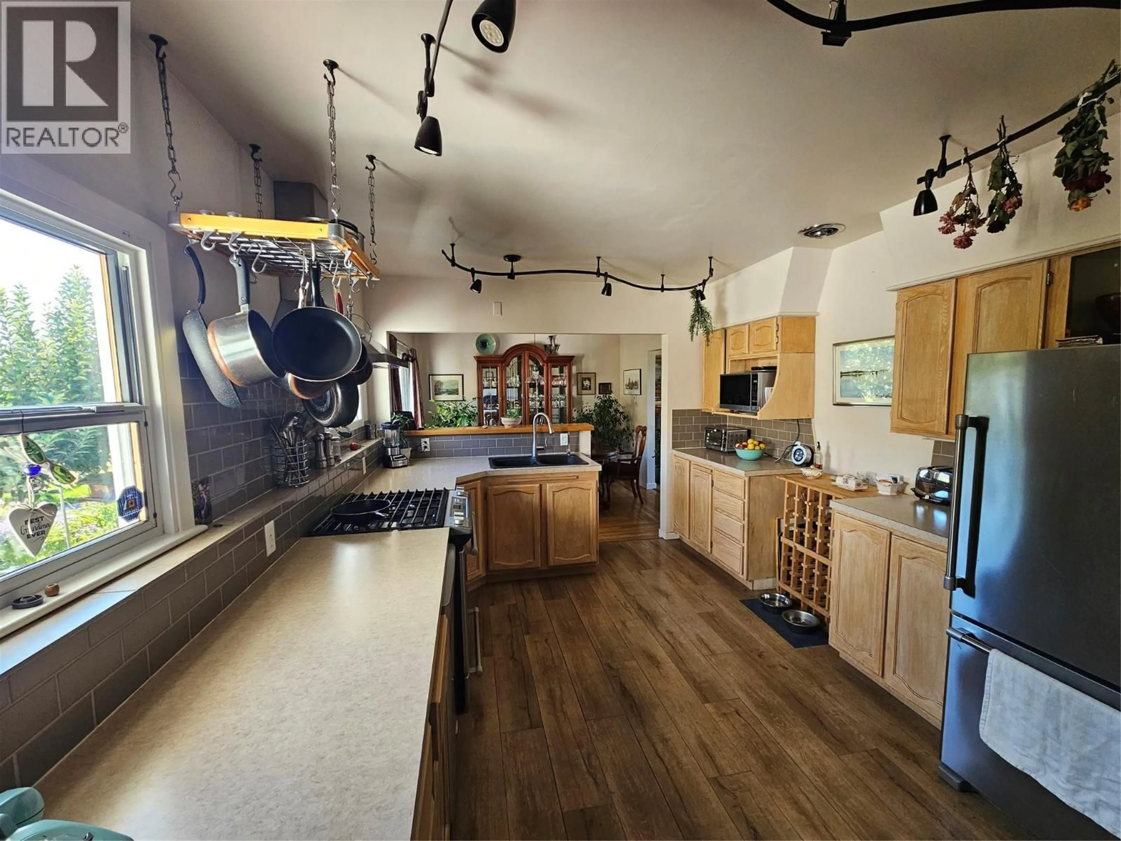 Open concept kitchen, unknown for 1340 TODD ROAD, Penticton British Columbia V2A8T6