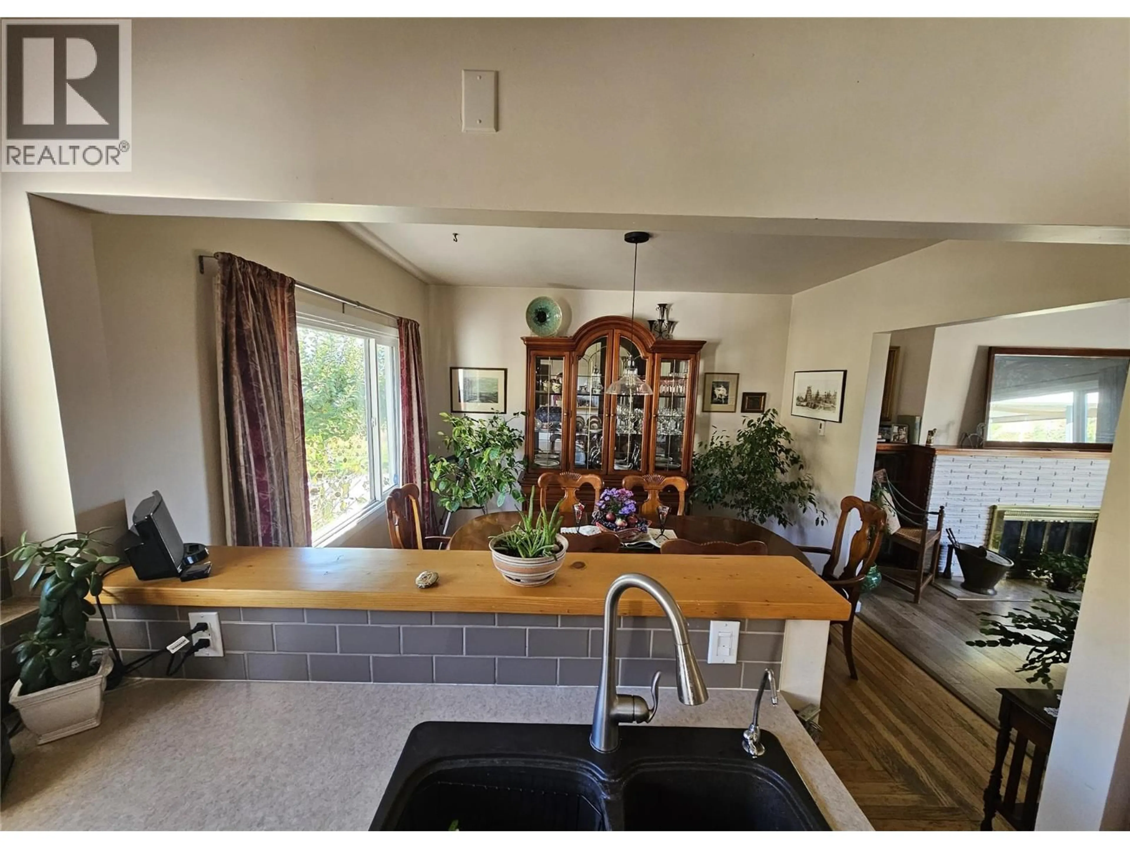Open concept kitchen, unknown for 1340 TODD ROAD, Penticton British Columbia V2A8T6