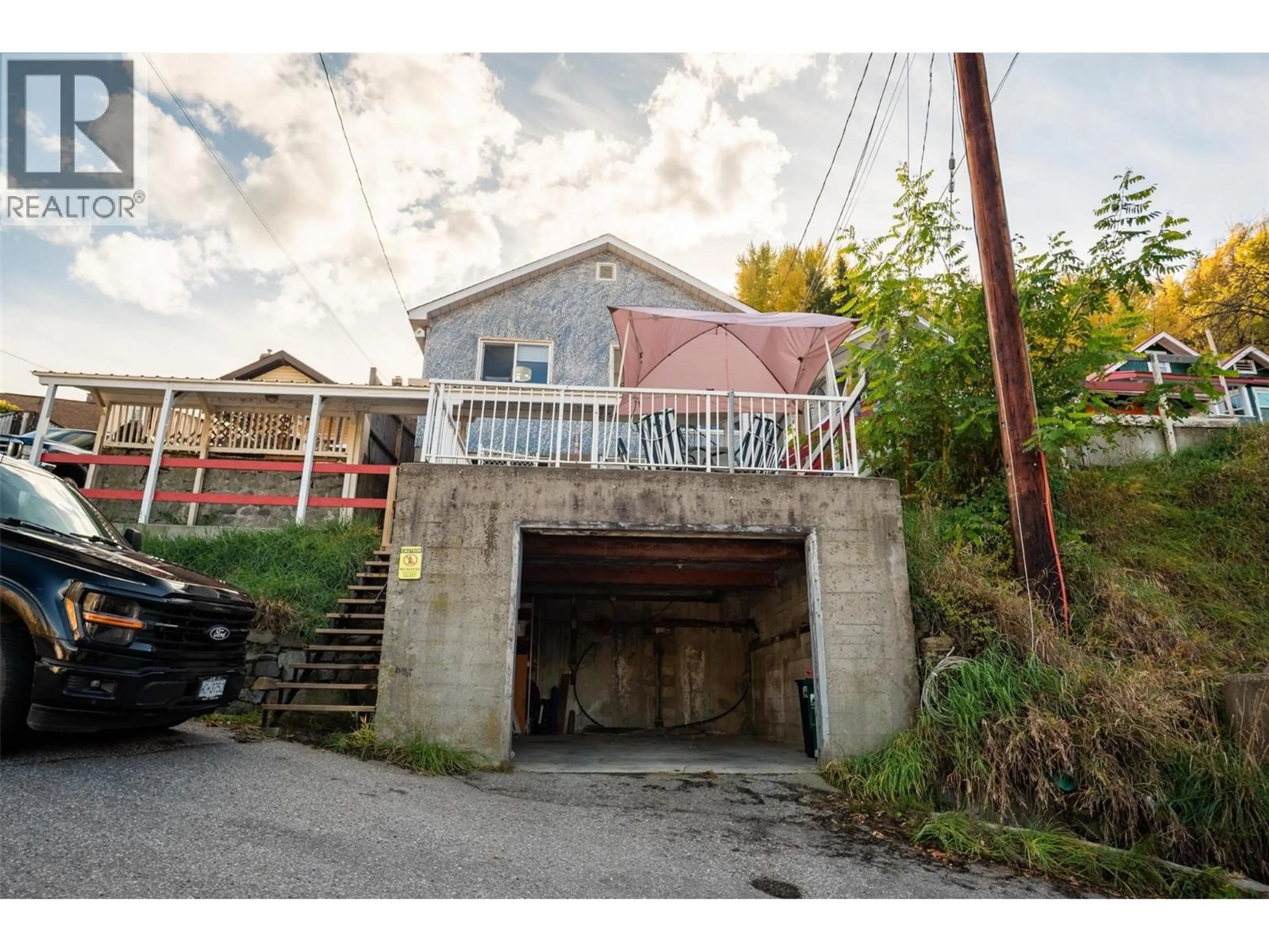 Unknown for 680 HENDRY STREET, Trail British Columbia V1R3J3