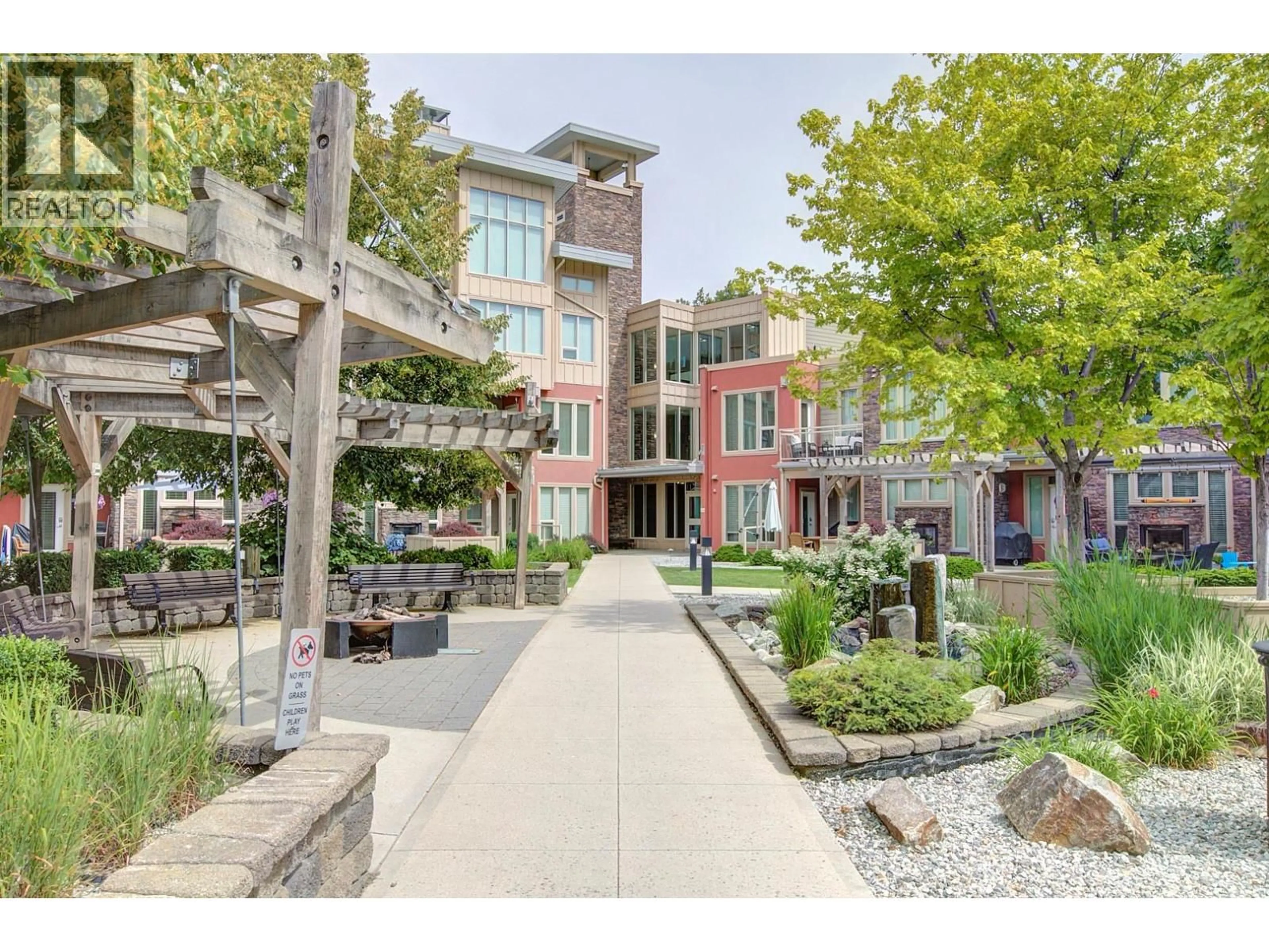 Patio, street for 1114 - 7343 OKANAGAN LANDING ROAD, Vernon British Columbia V1H2J6