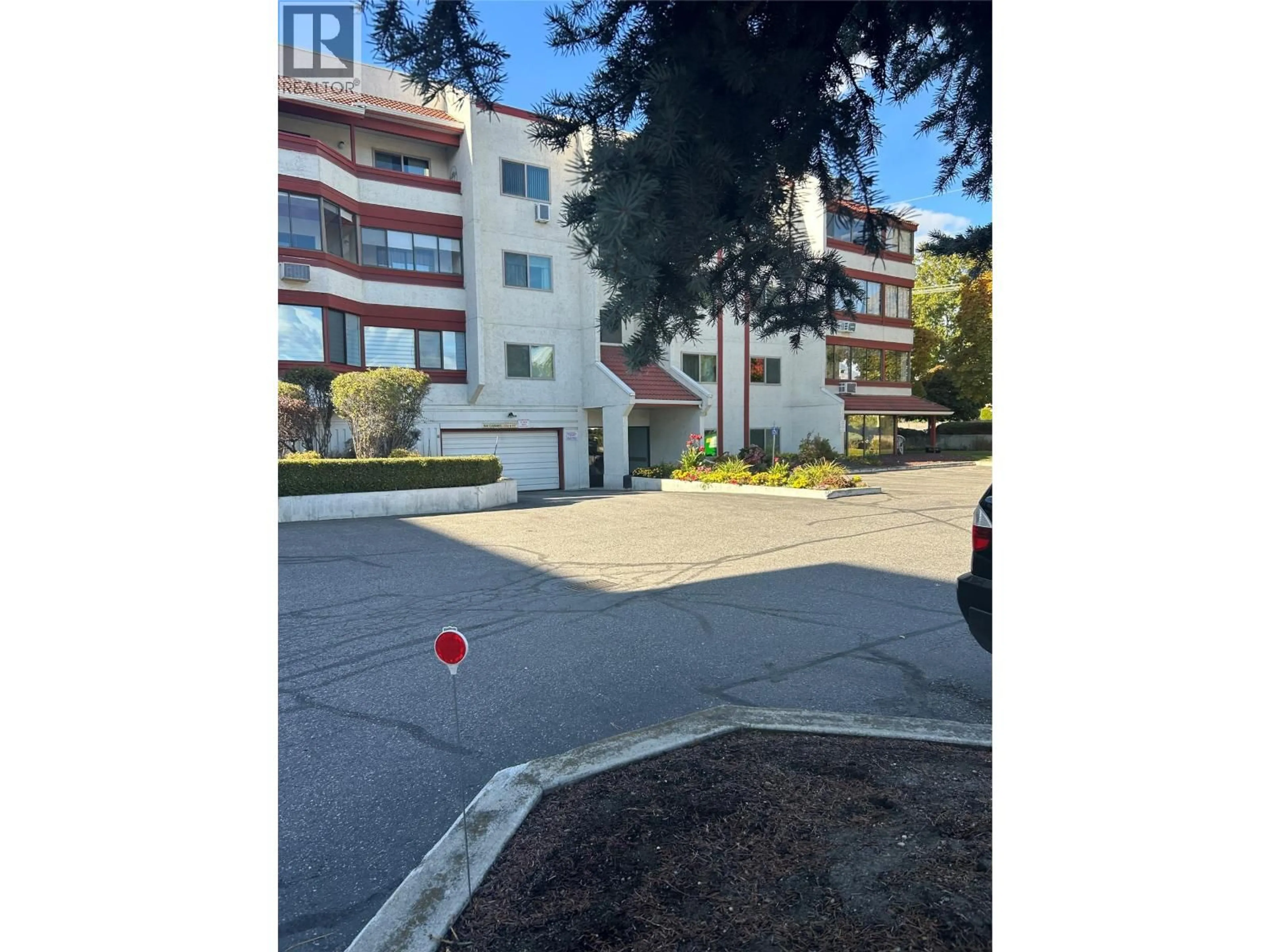 Unknown for 306 - 2110 HOY STREET, Kelowna British Columbia V1Y8T4