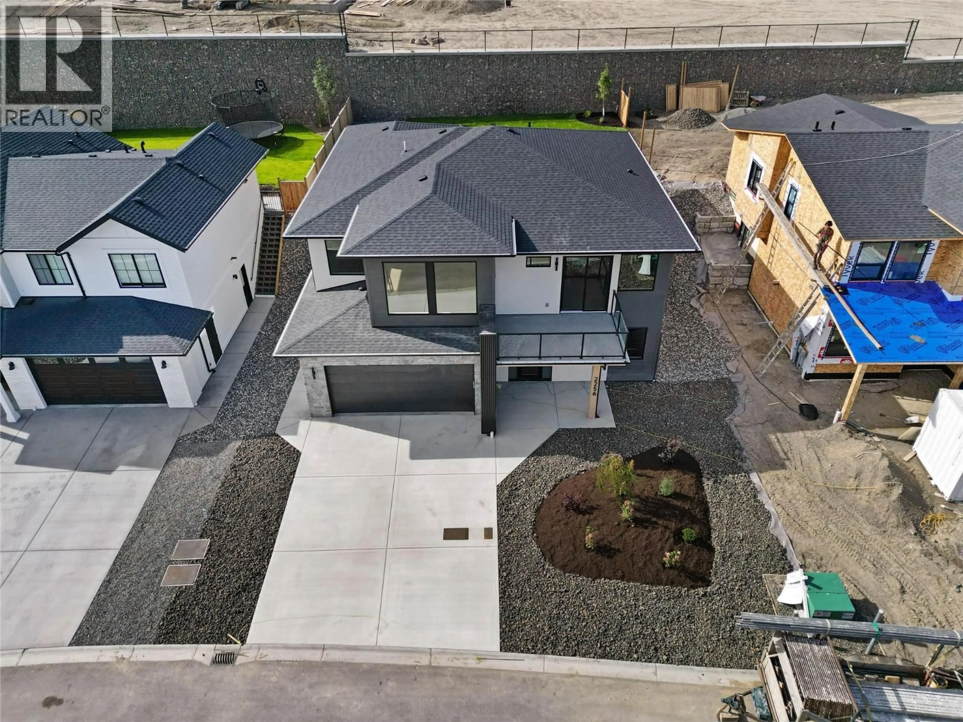 A pic from outside/outdoor area/front of a property/back of a property/a pic from drone, street for 2256 COLDWATER DRIVE, Kamloops British Columbia V2E0E6