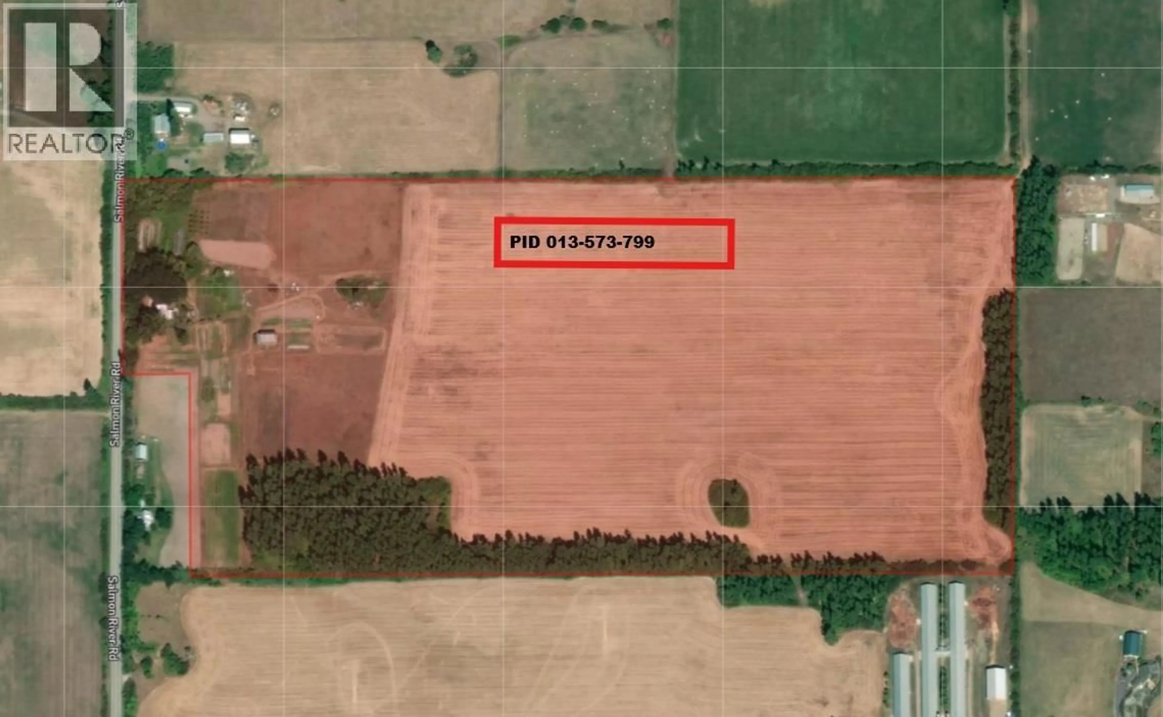 A pic from outside/outdoor area/front of a property/back of a property/a pic from drone, building for 4462 SALMON RIVER ROAD, Spallumcheen British Columbia V4Y0W7