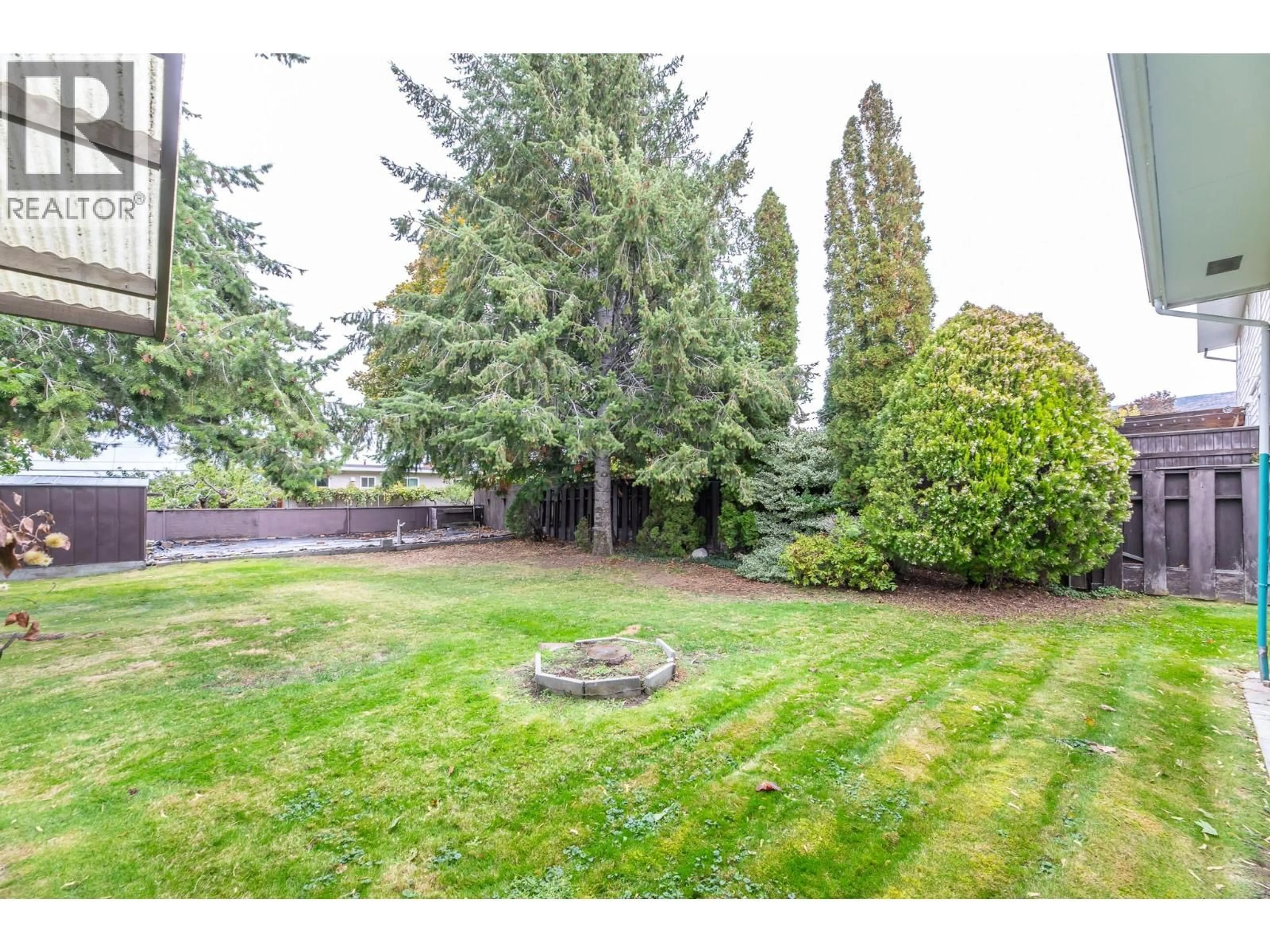 Patio, forest/trees view for 793 MACCLEAVE AVENUE, Penticton British Columbia V2A3C4