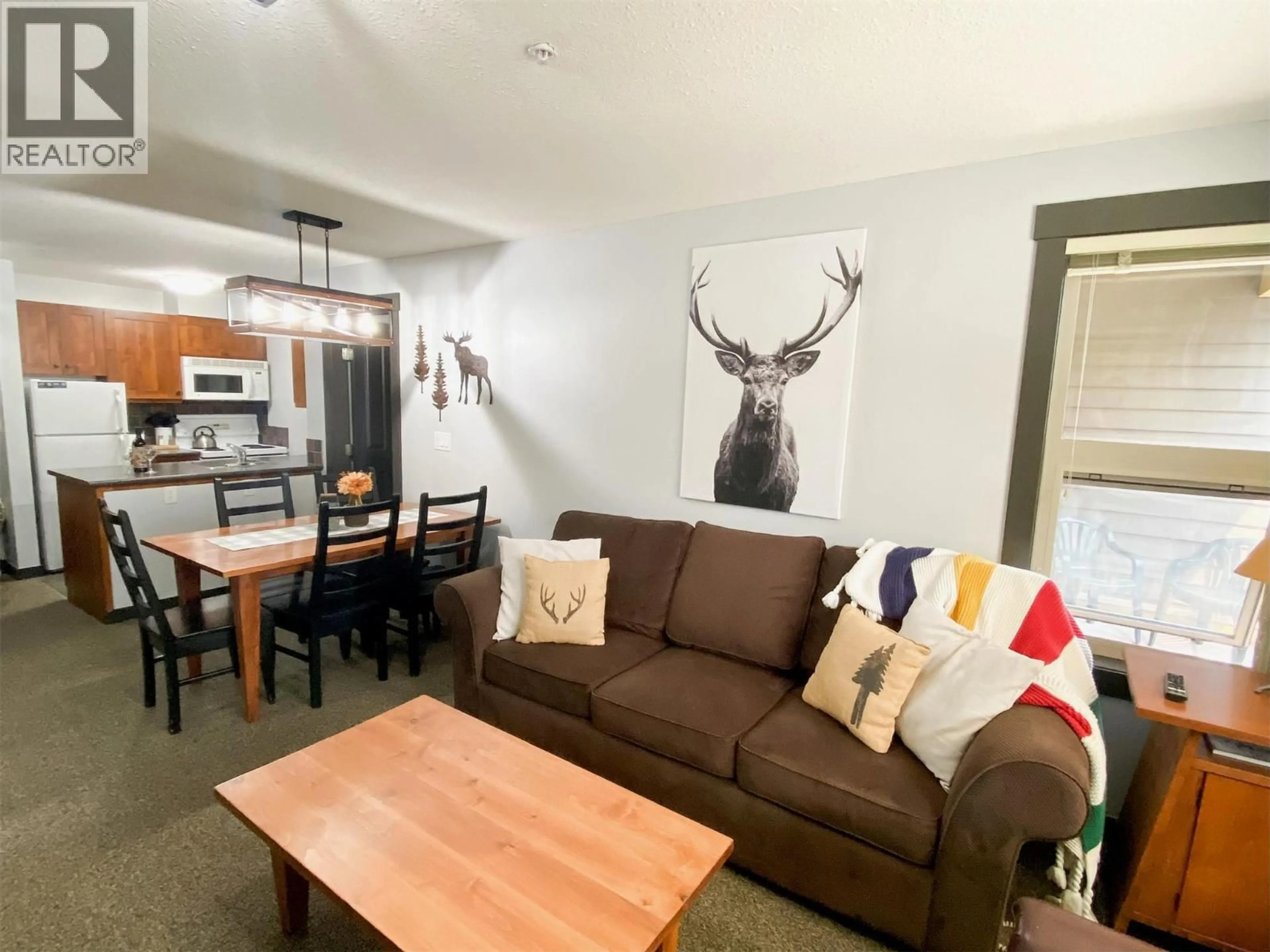 Living room with furniture, unknown for 306 - 2070 SUMMIT DRIVE DRIVE, Panorama British Columbia V0A1T0