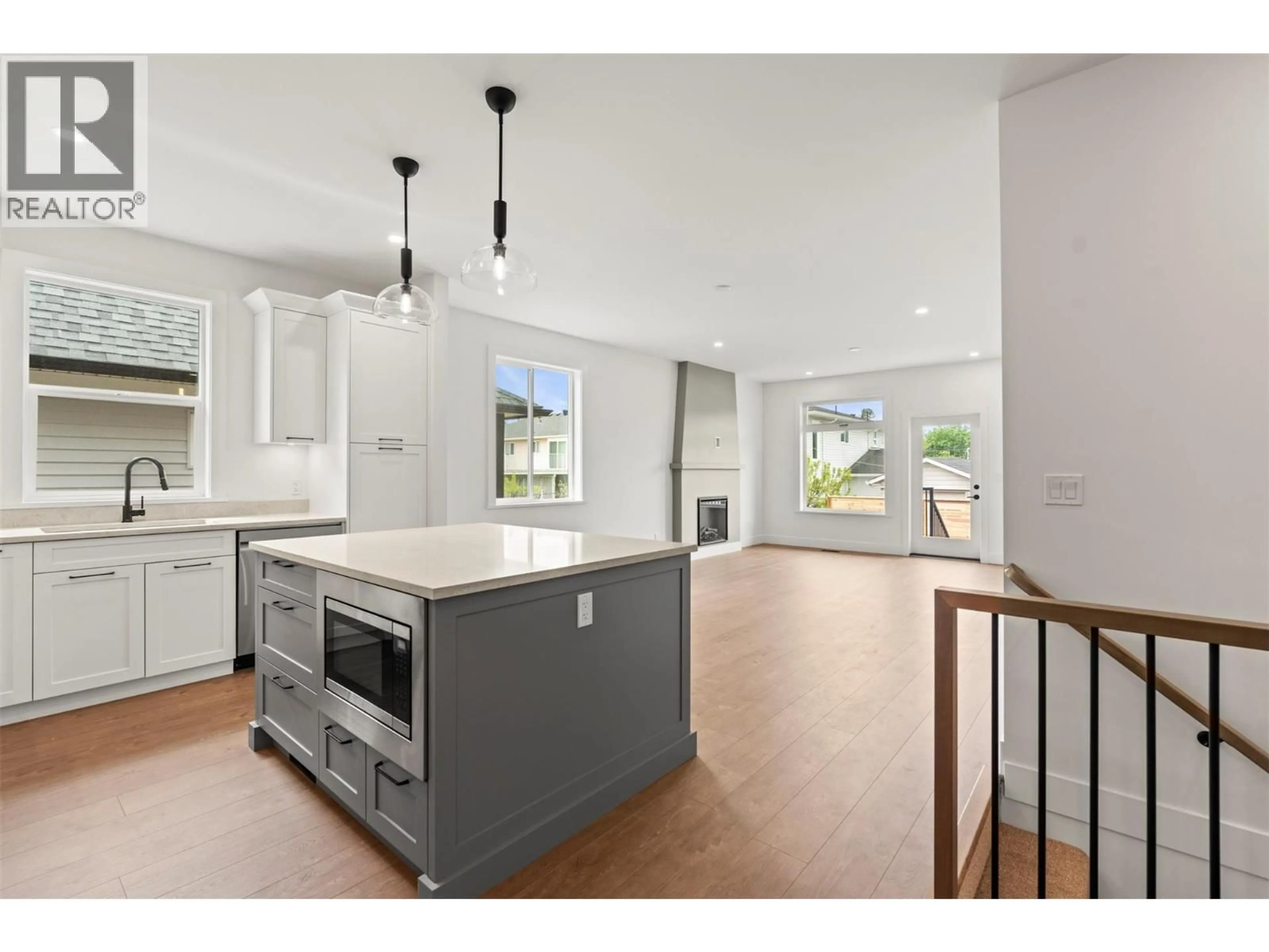 Open concept kitchen, unknown for 102 - 2459 BRADLEY DRIVE, Armstrong British Columbia V4Y0Y4