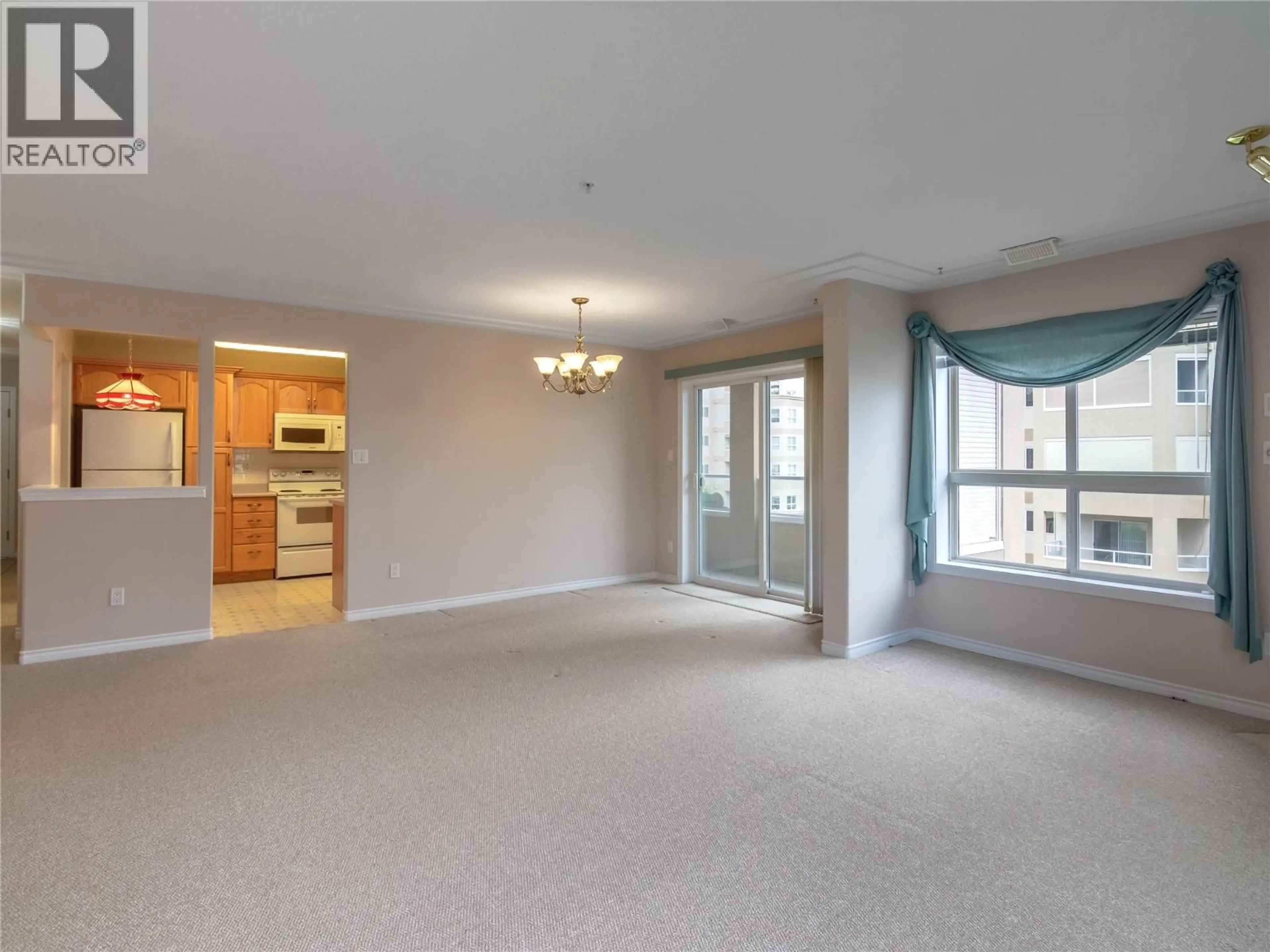 Unknown for 301 - 2255 ATKINSON STREET, Penticton British Columbia V2A8R7