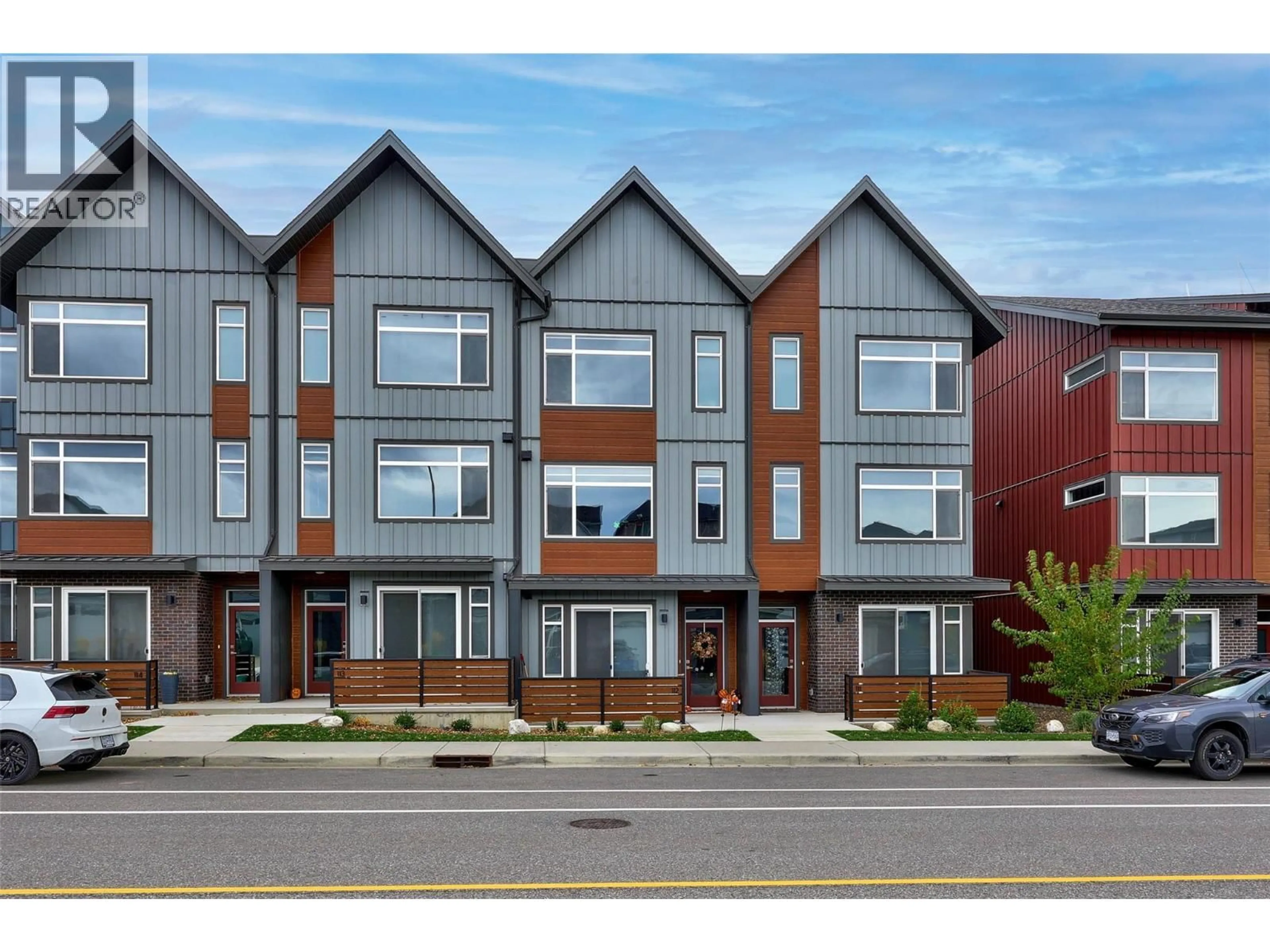 Home with brick exterior material, street for 112 - 1901 QU'APPELLE BOULEVARD, Kamloops British Columbia V2E0C9