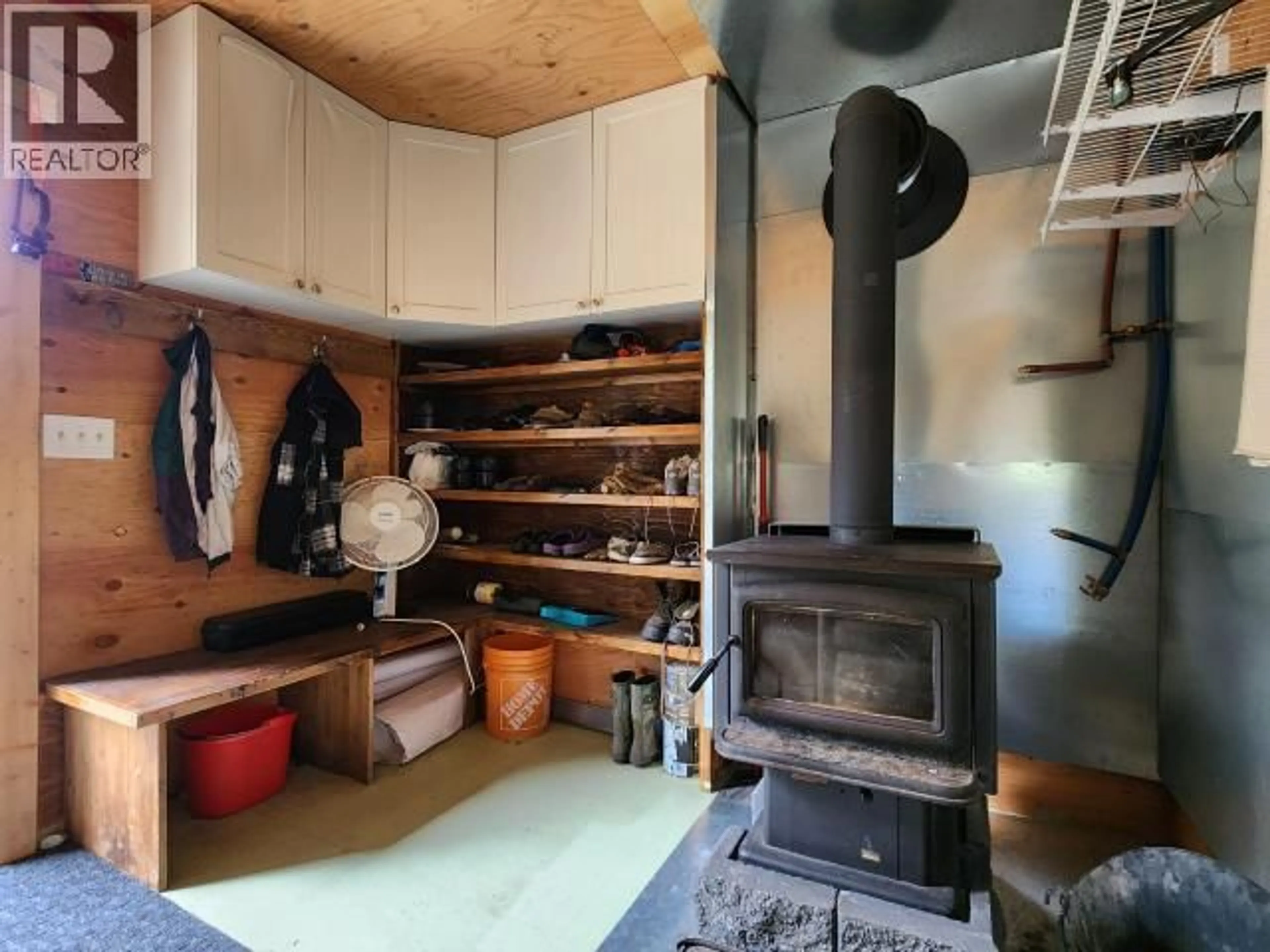 Storage room or clothes room or walk-in closet for 3848/3849 HUTCHISON ROAD, Clinton British Columbia V0K1H1