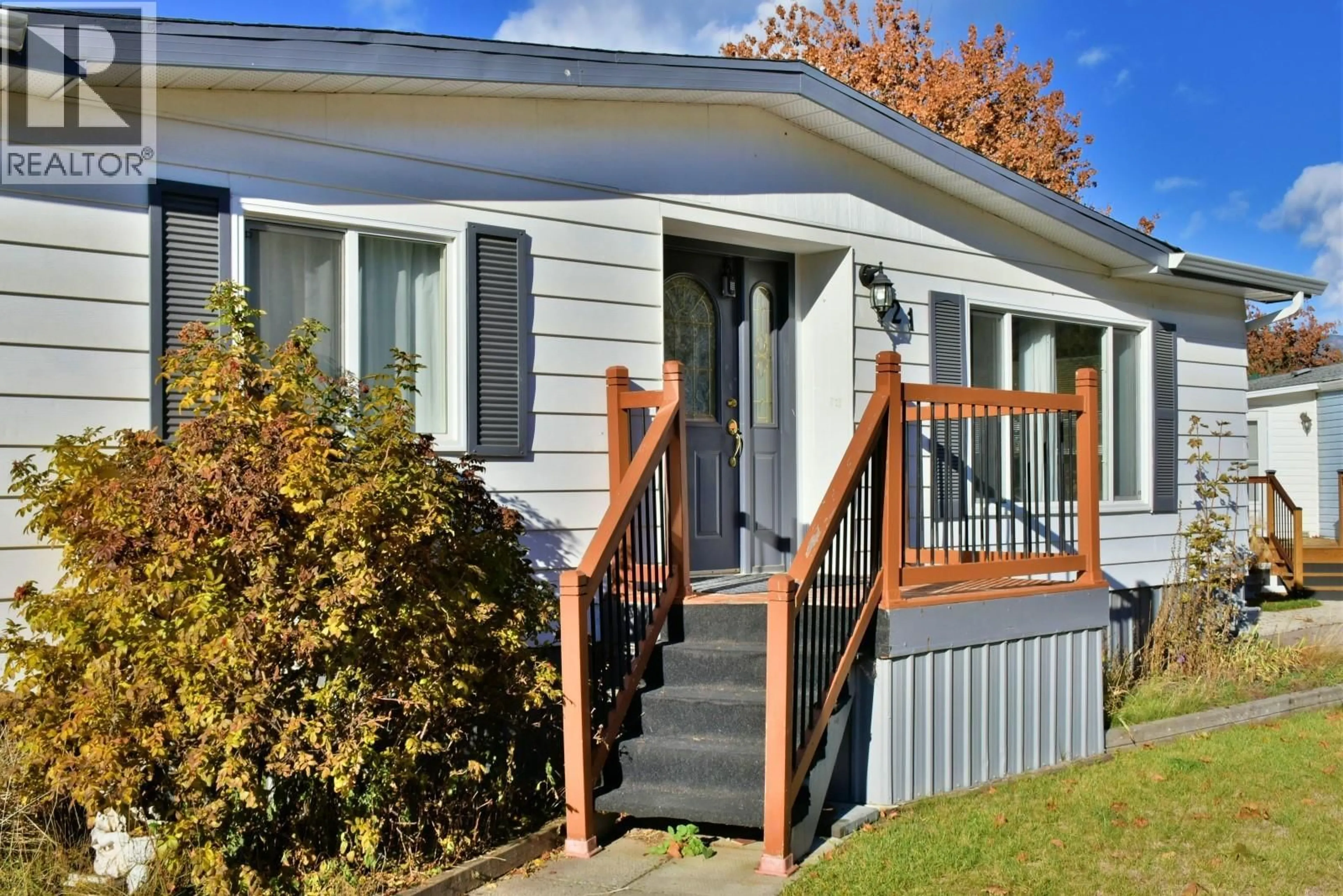 Home with vinyl exterior material, street for 21 - 2930 BROWN ROAD, Salmon Arm British Columbia V1E3K3