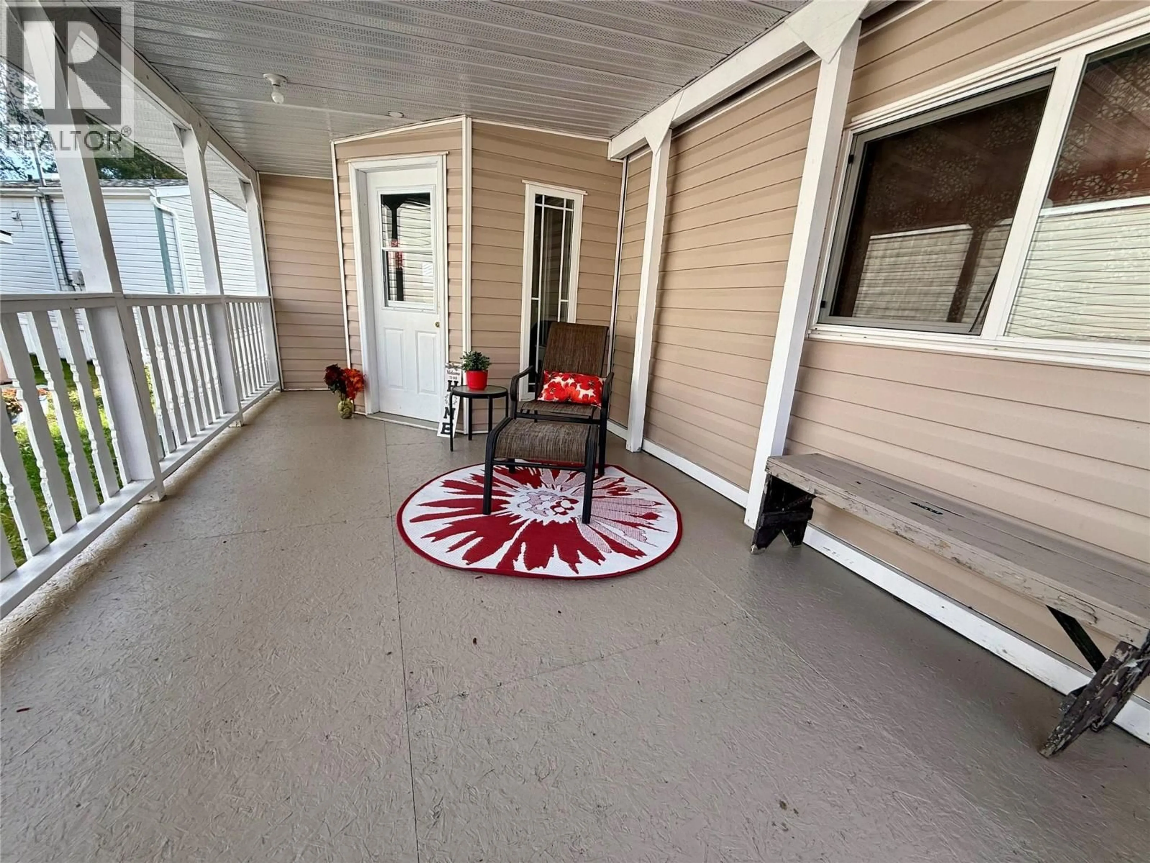 Patio, street for 23 - 1545 COLUMBIA AVENUE, Castlegar British Columbia V1N1J1