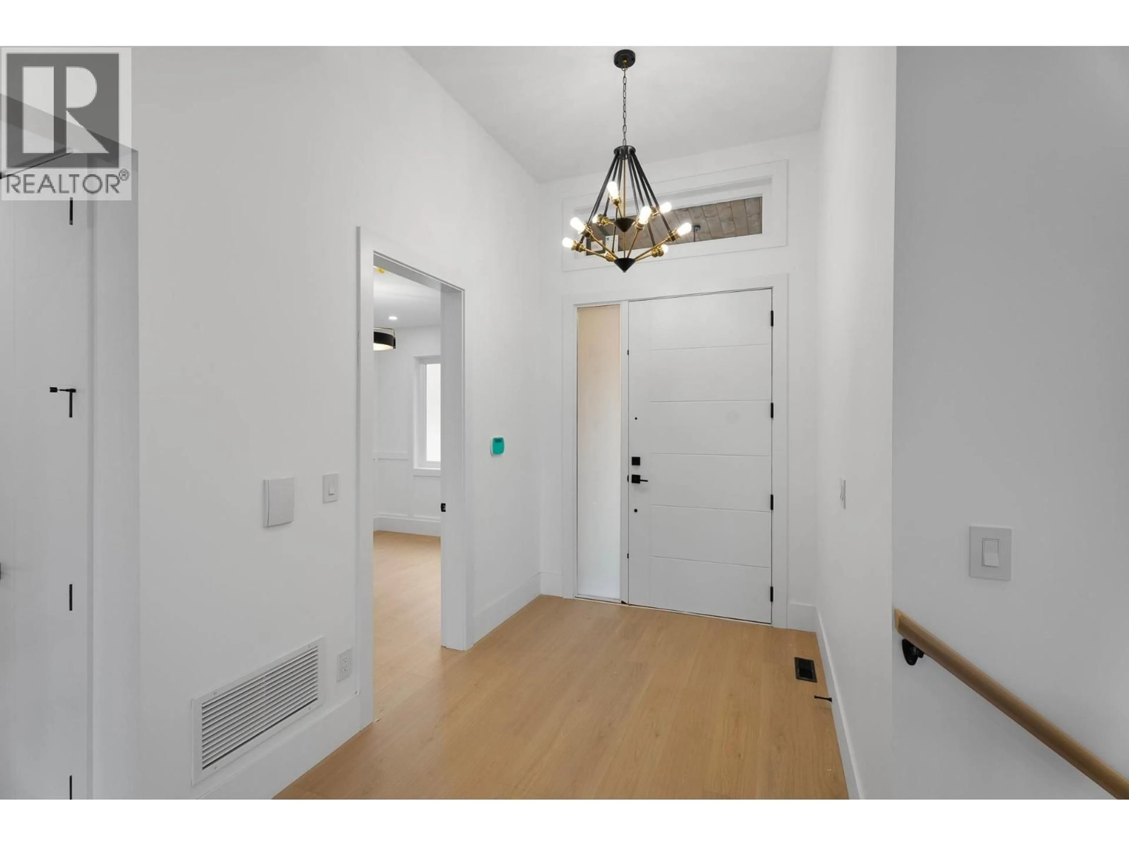 Indoor entryway for 8920 TAVISTOCK ROAD, Vernon British Columbia V1H2L4