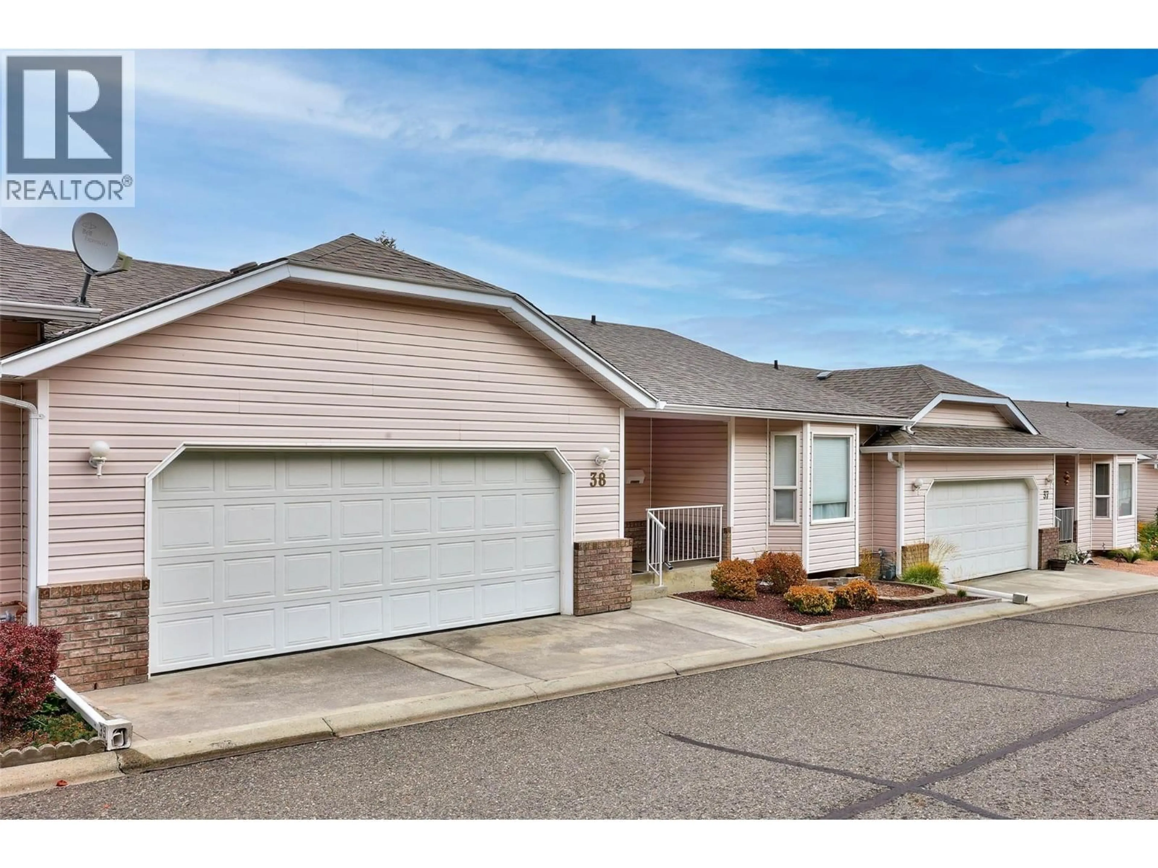 Unknown for 38 - 2022 PACIFIC WAY, Kamloops British Columbia V1S1T1