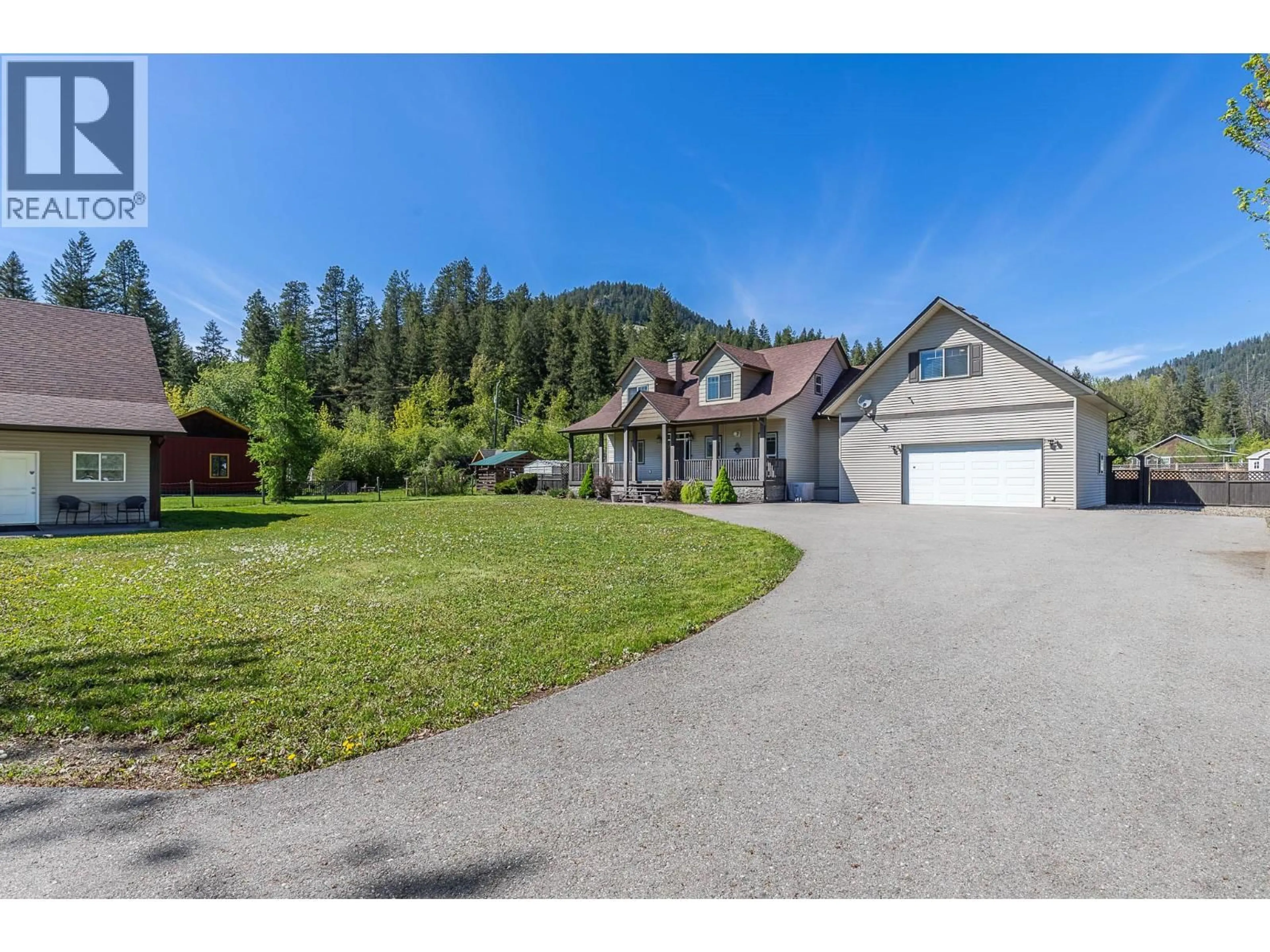 A pic from outside/outdoor area/front of a property/back of a property/a pic from drone, unknown for 5575 HIGHWAY 6 HIGHWAY, Coldstream British Columbia V1T3E2