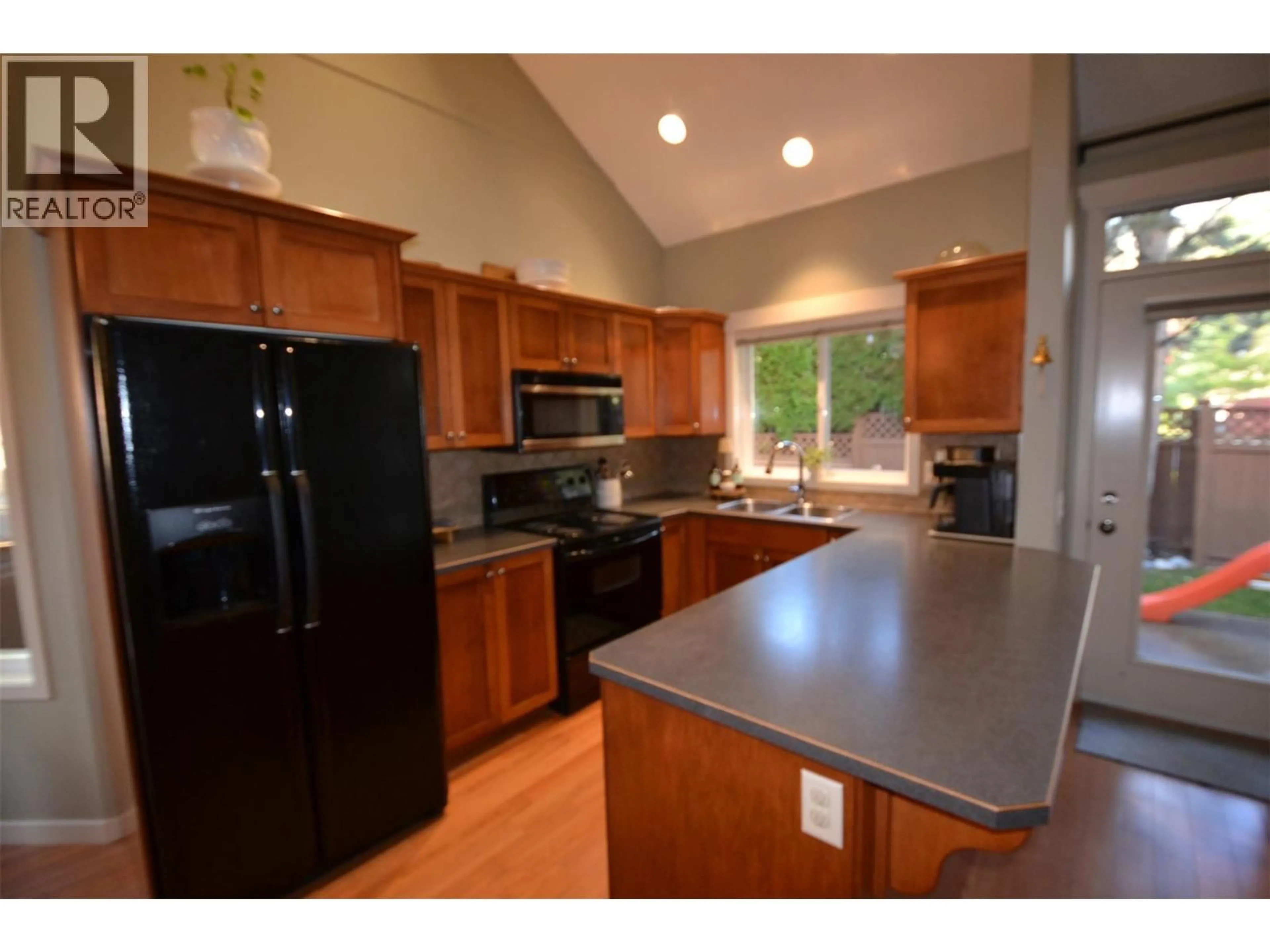 Unknown for 10 - 1450 ROSE MEADOW DRIVE, West Kelowna British Columbia V1Z4A4