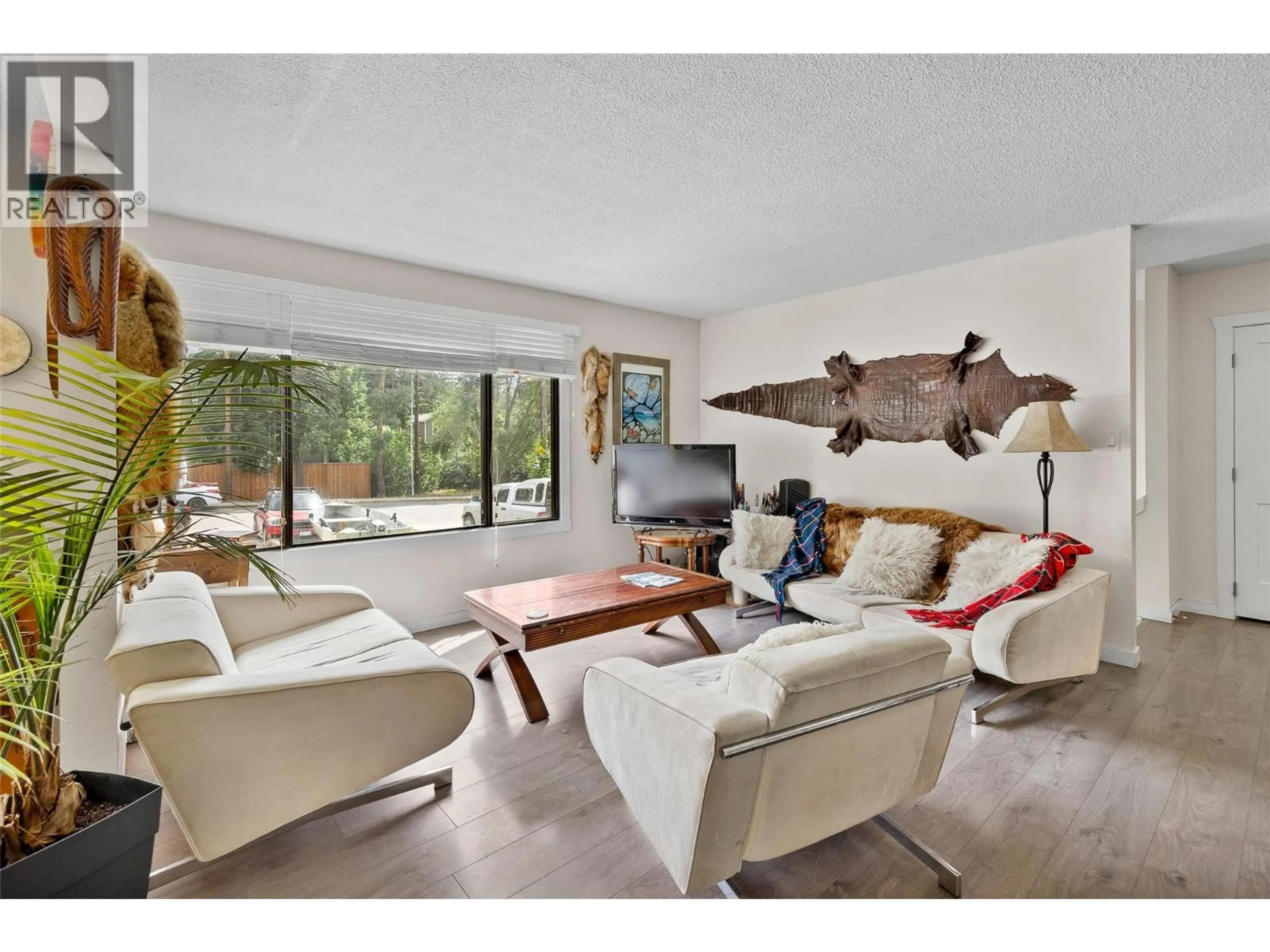 Living room with furniture, unknown for 750 MCCLURE ROAD, Kelowna British Columbia V1W1M2
