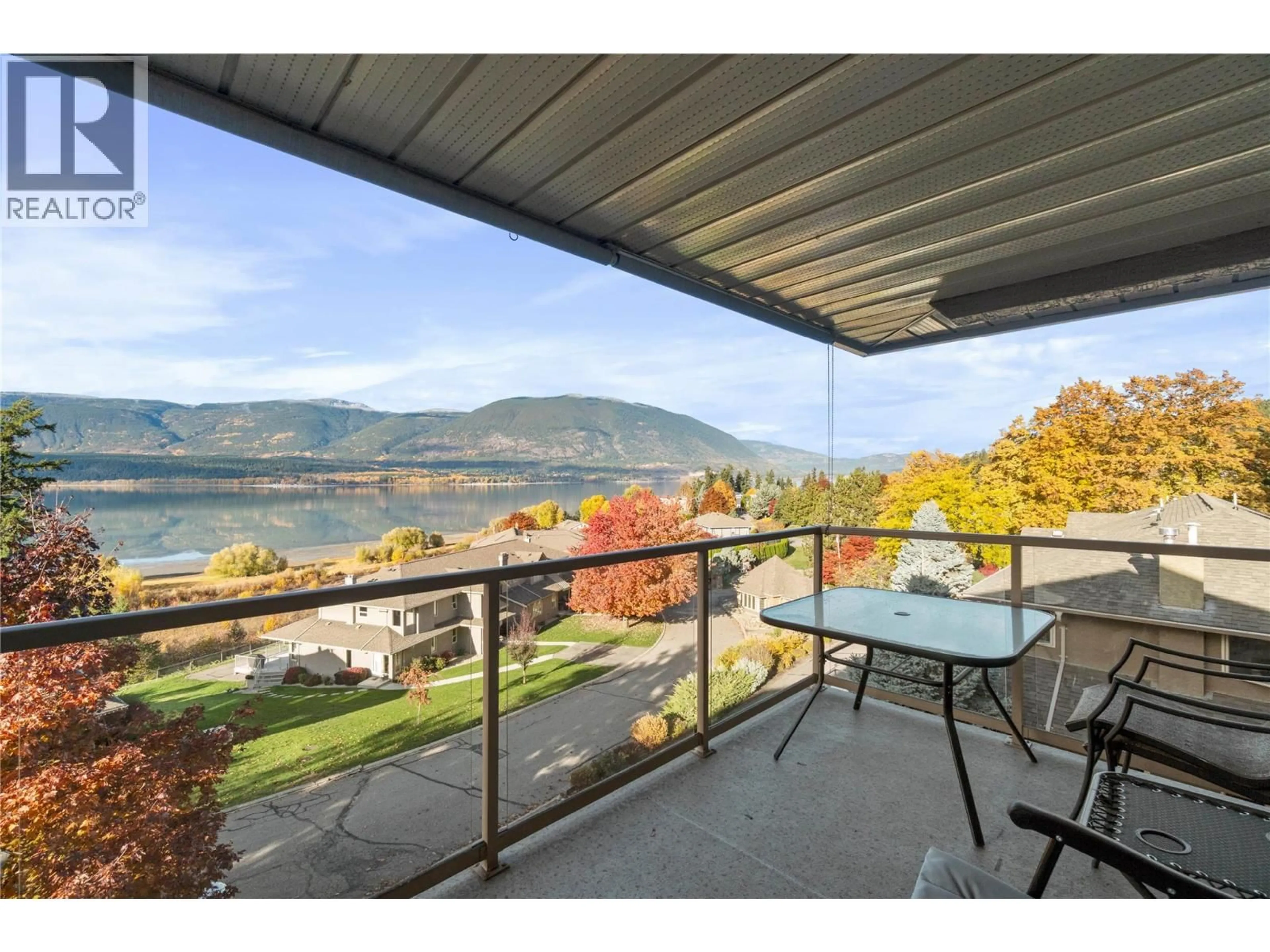 Patio, water/lake/river/ocean view for 4483 14 STREET NORTHEAST, Salmon Arm British Columbia V1E1P9