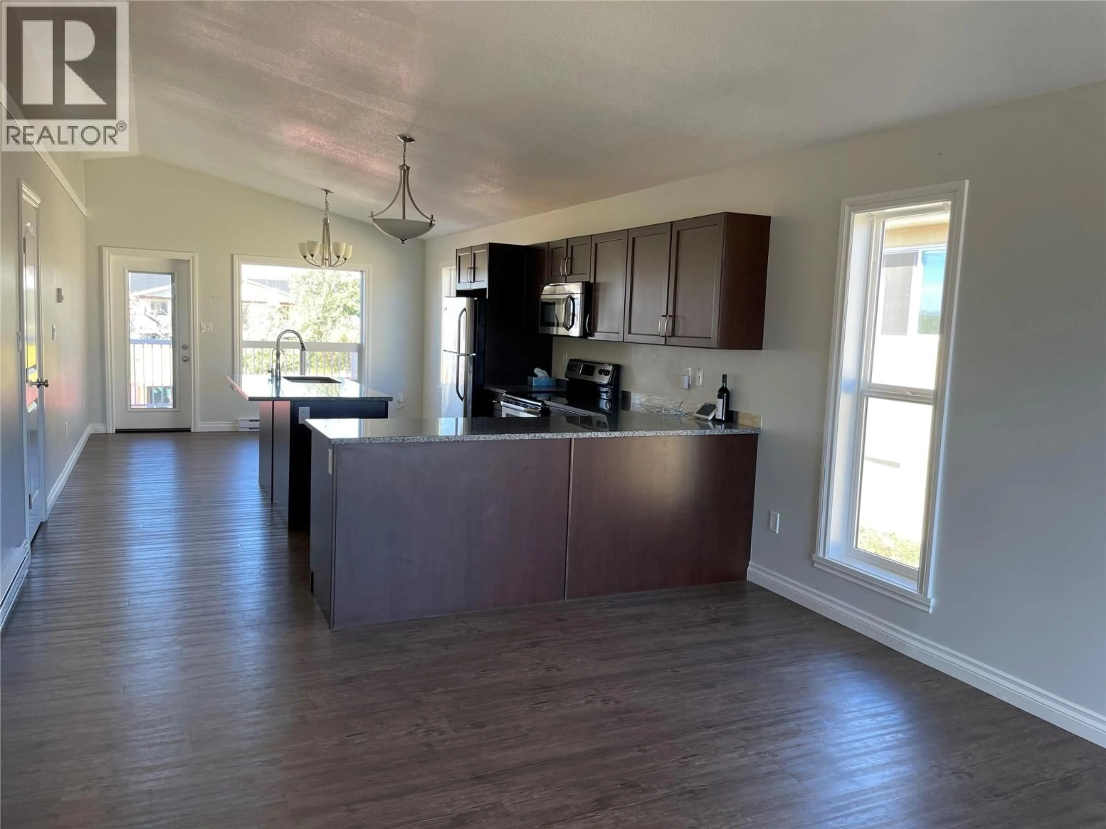 Open concept kitchen, unknown for 1712 82 AVENUE, Dawson Creek British Columbia V1G0H9