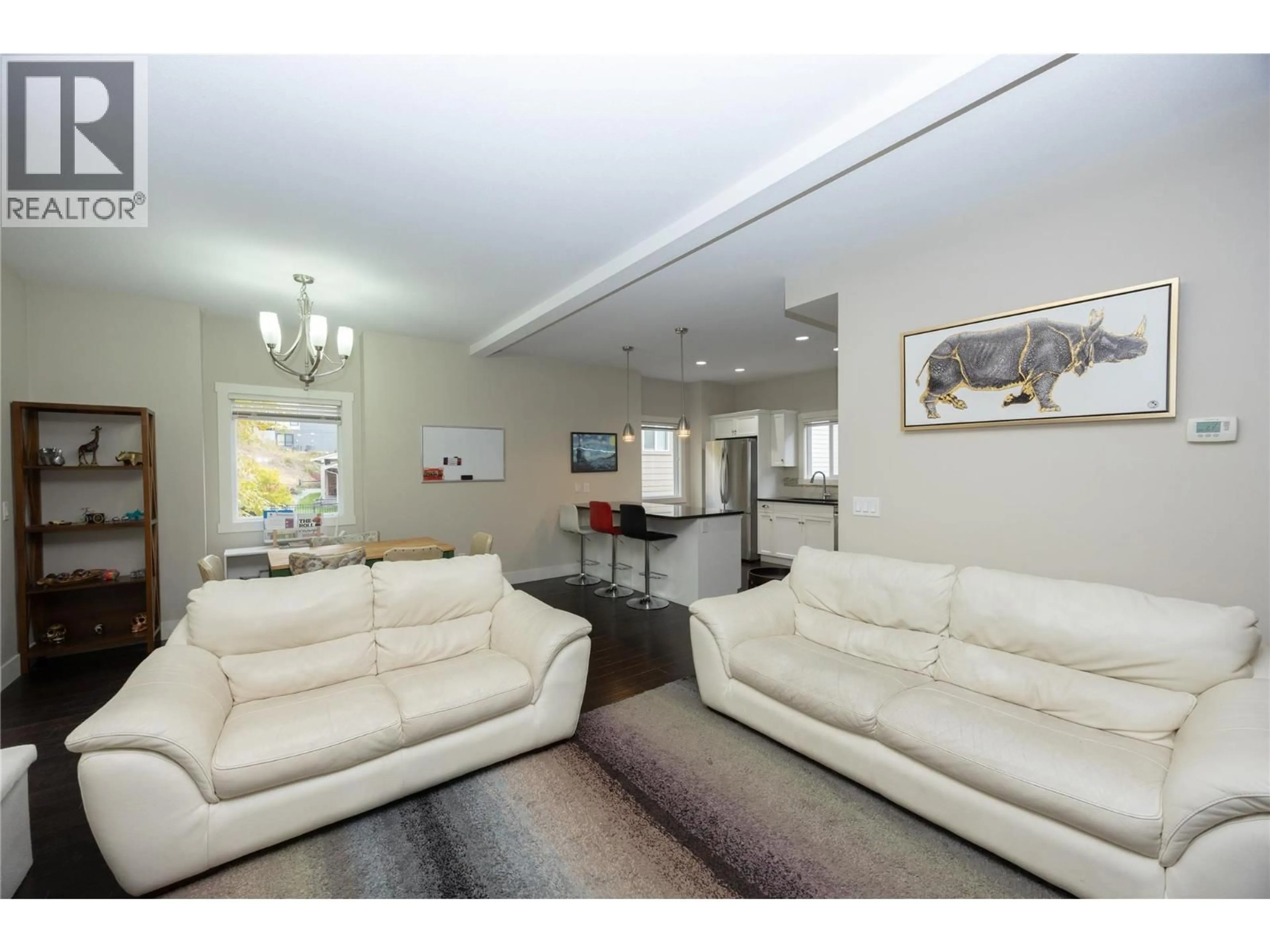 Living room with furniture, unknown for 86 - 600 BOYNTON PLACE, Kelowna British Columbia V1V3B8