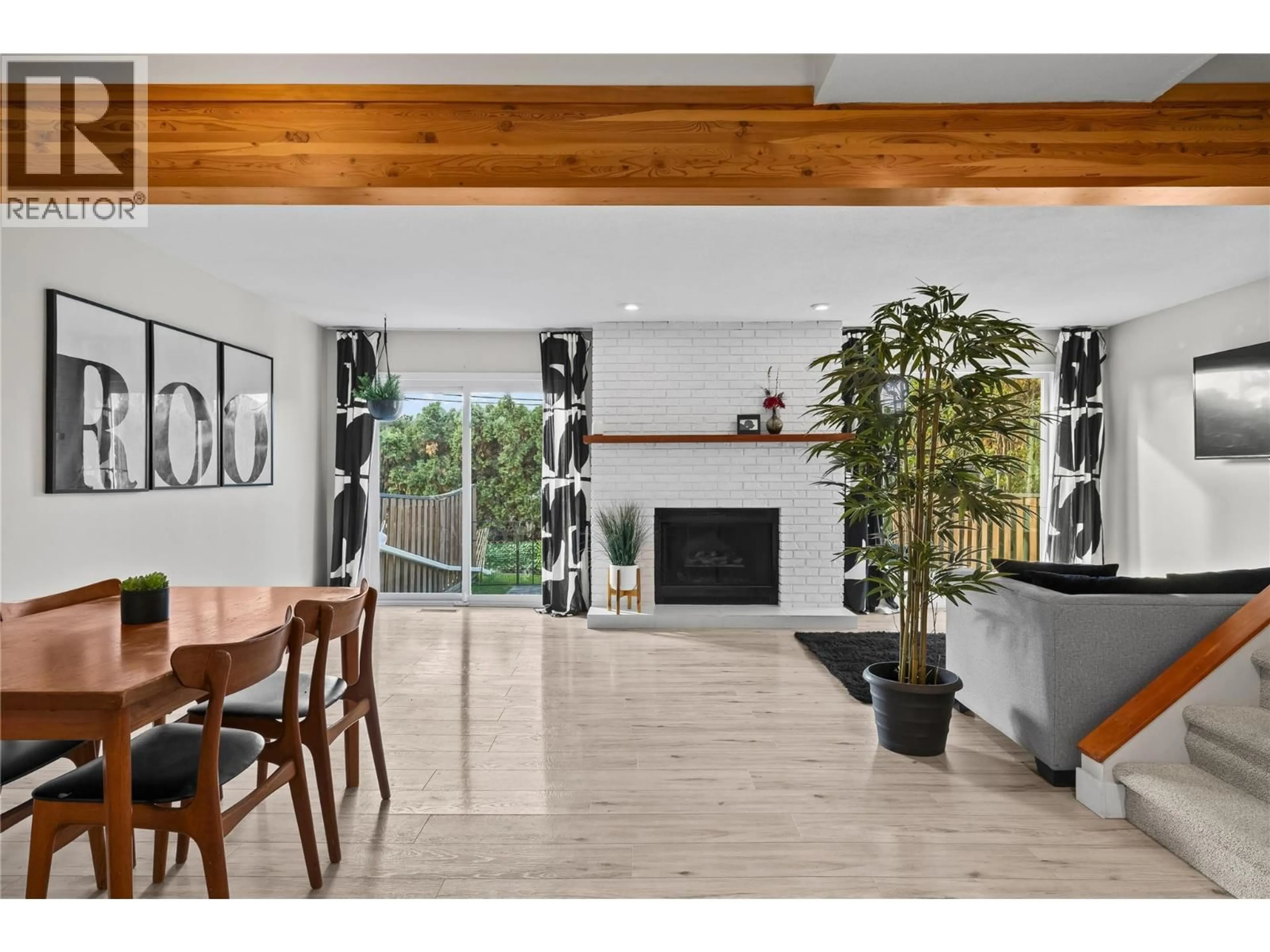 Unknown for 14 - 2055 ETHEL STREET, Kelowna British Columbia V1Y2Z6