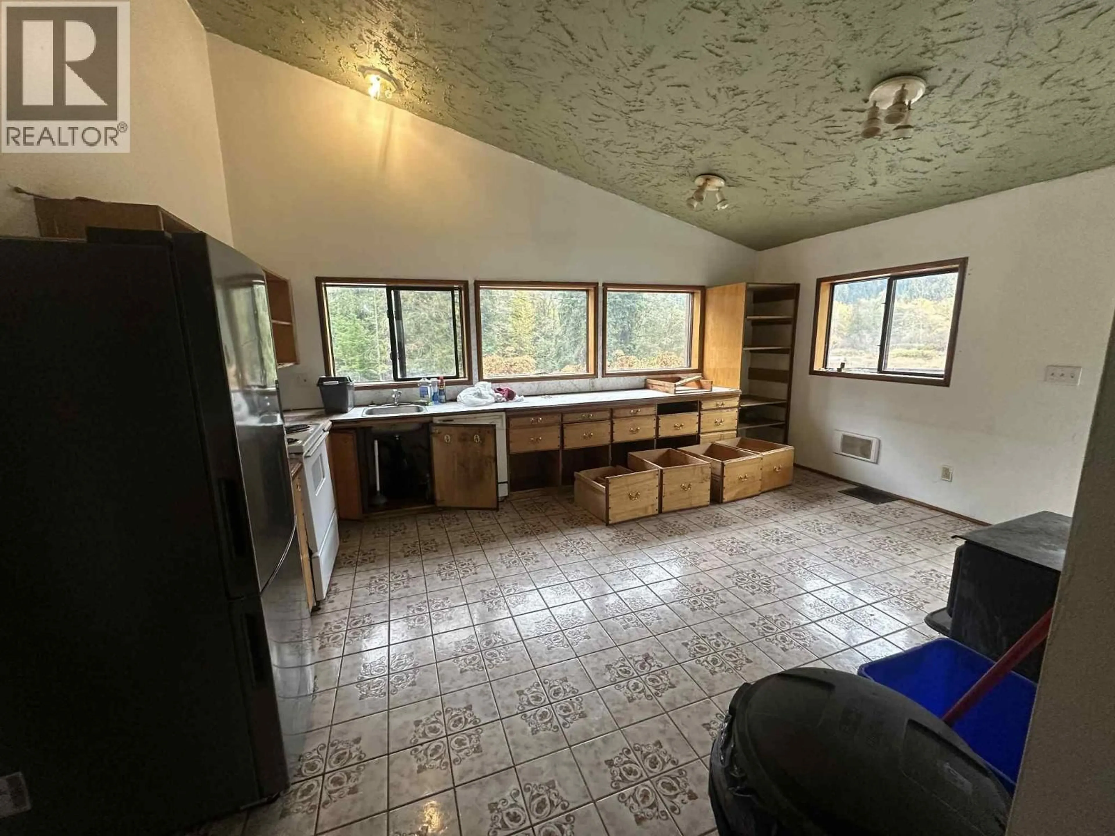 A pic of a room for 2349 SLOCAN VALLEY WEST ROAD, Slocan Park British Columbia V0G2G0