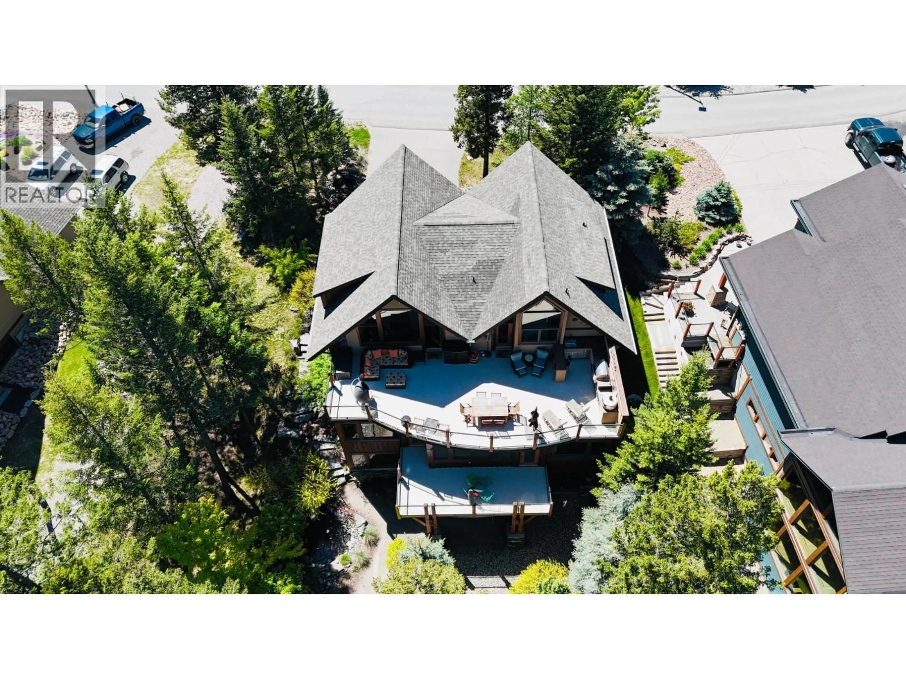 A pic from outside/outdoor area/front of a property/back of a property/a pic from drone, mountain view for 2557 LEDGEROCK RIDGE, Invermere British Columbia V0A1K6