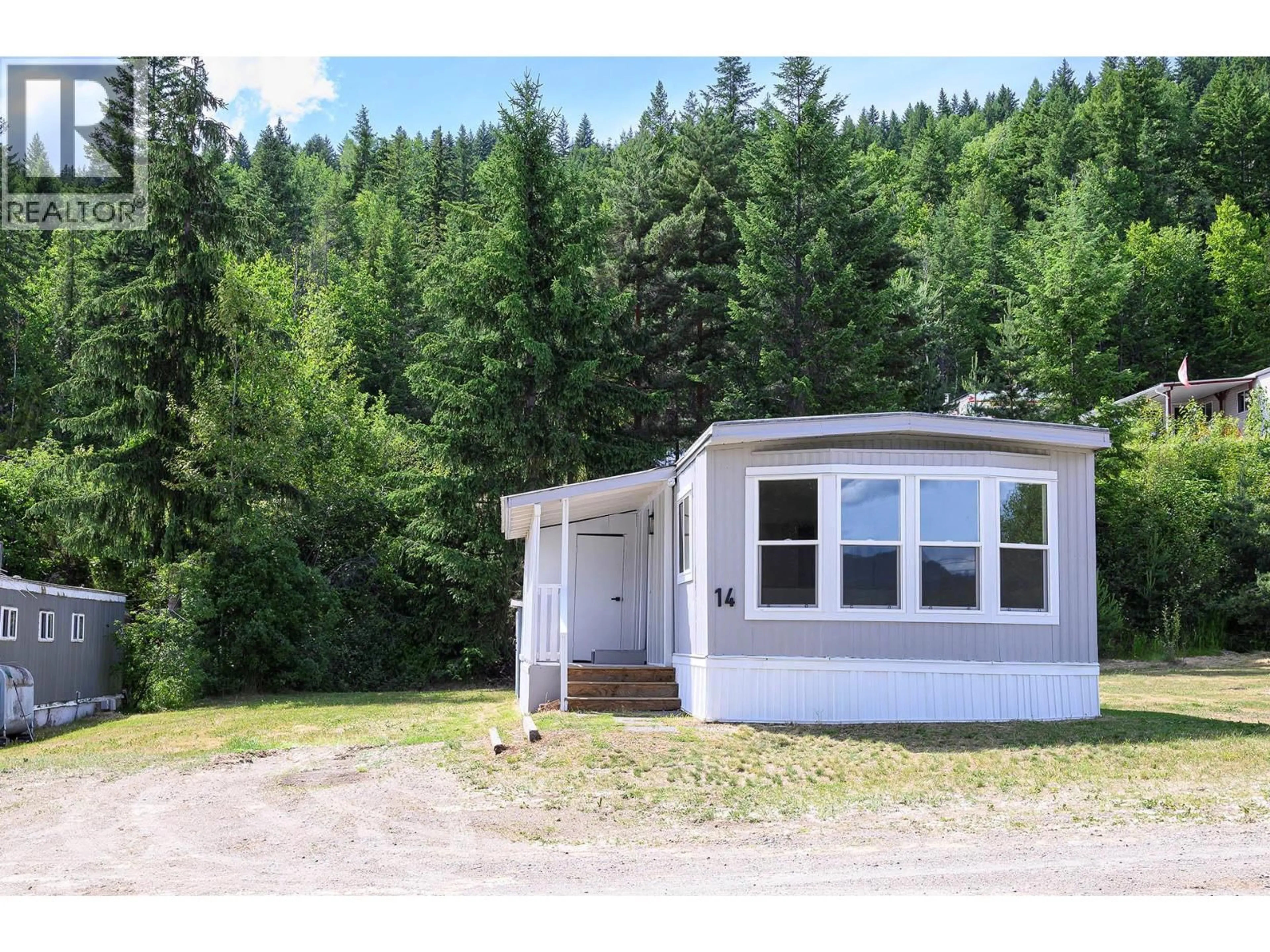 Home with vinyl exterior material, unknown for 14 - 851 OLD NORTH THOMPSON HIGHWAY, Clearwater British Columbia V0E1N2