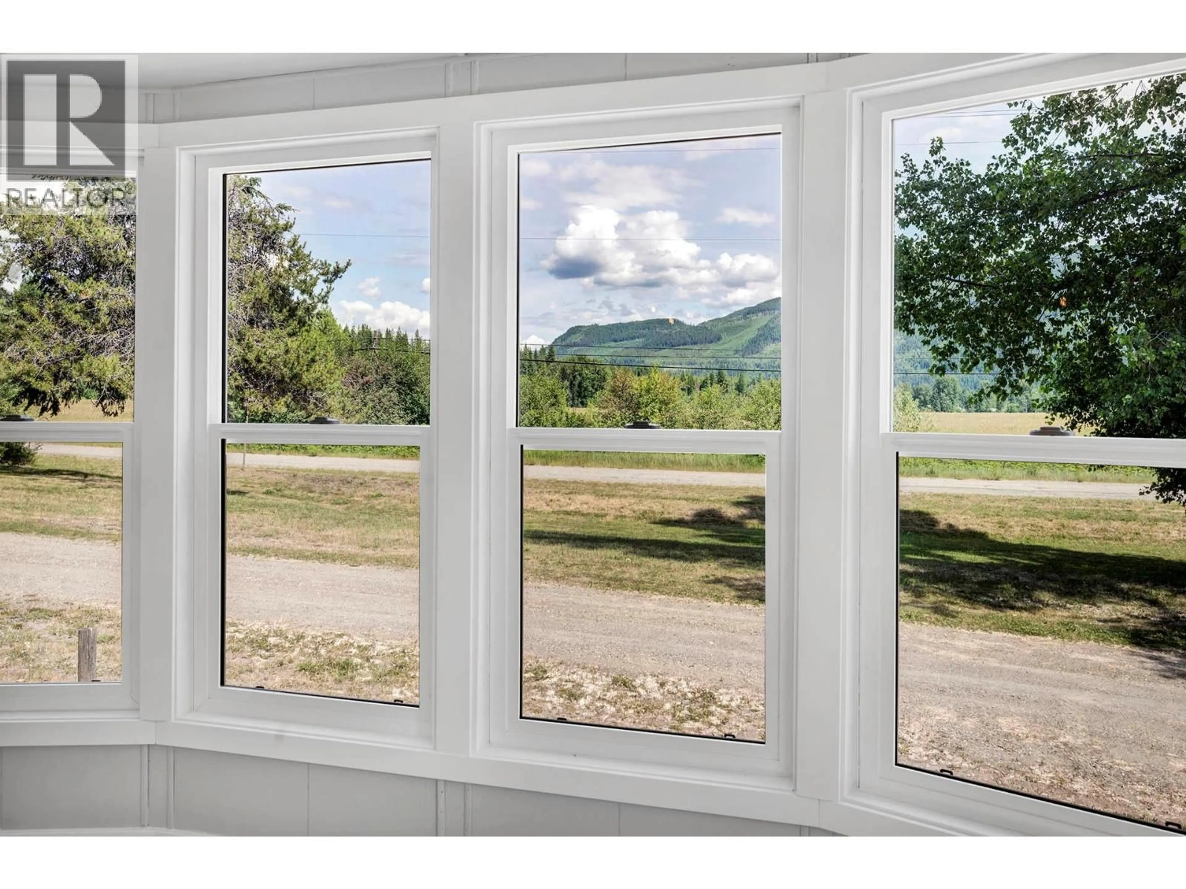 Home with vinyl exterior material, mountain view for 14 - 851 OLD NORTH THOMPSON HIGHWAY, Clearwater British Columbia V0E1N2