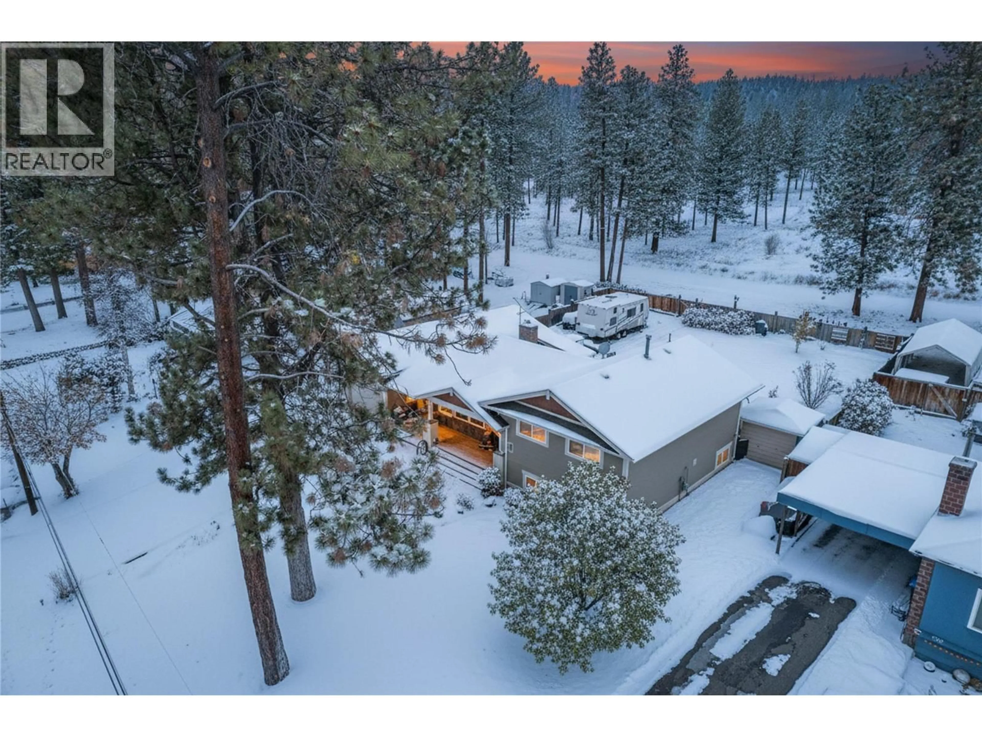 A pic from outside/outdoor area/front of a property/back of a property/a pic from drone, mountain view for 2099 CASTILLOU CRESCENT, Merritt British Columbia V1K1H8