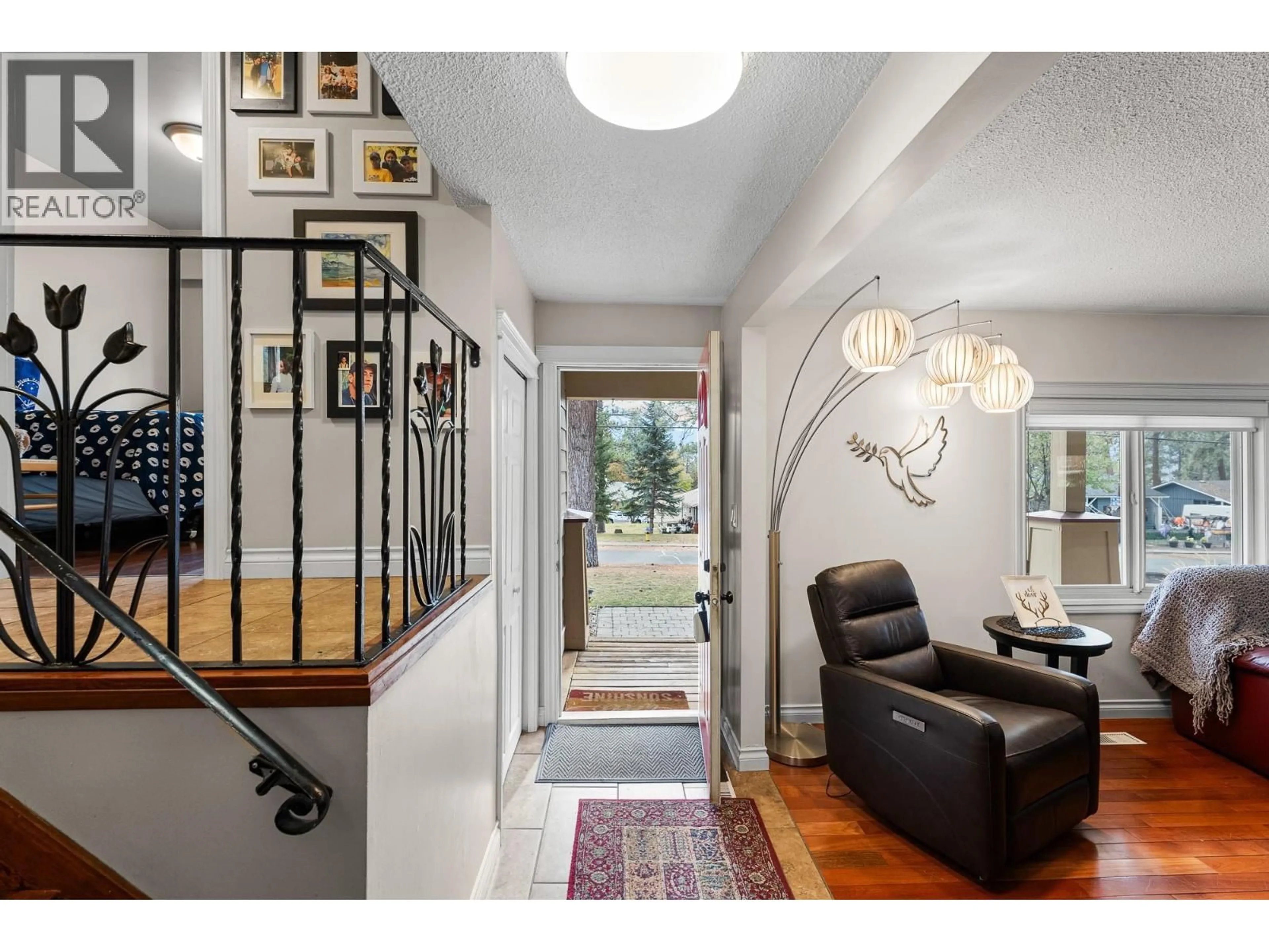 Indoor entryway for 2099 CASTILLOU CRESCENT, Merritt British Columbia V1K1H8