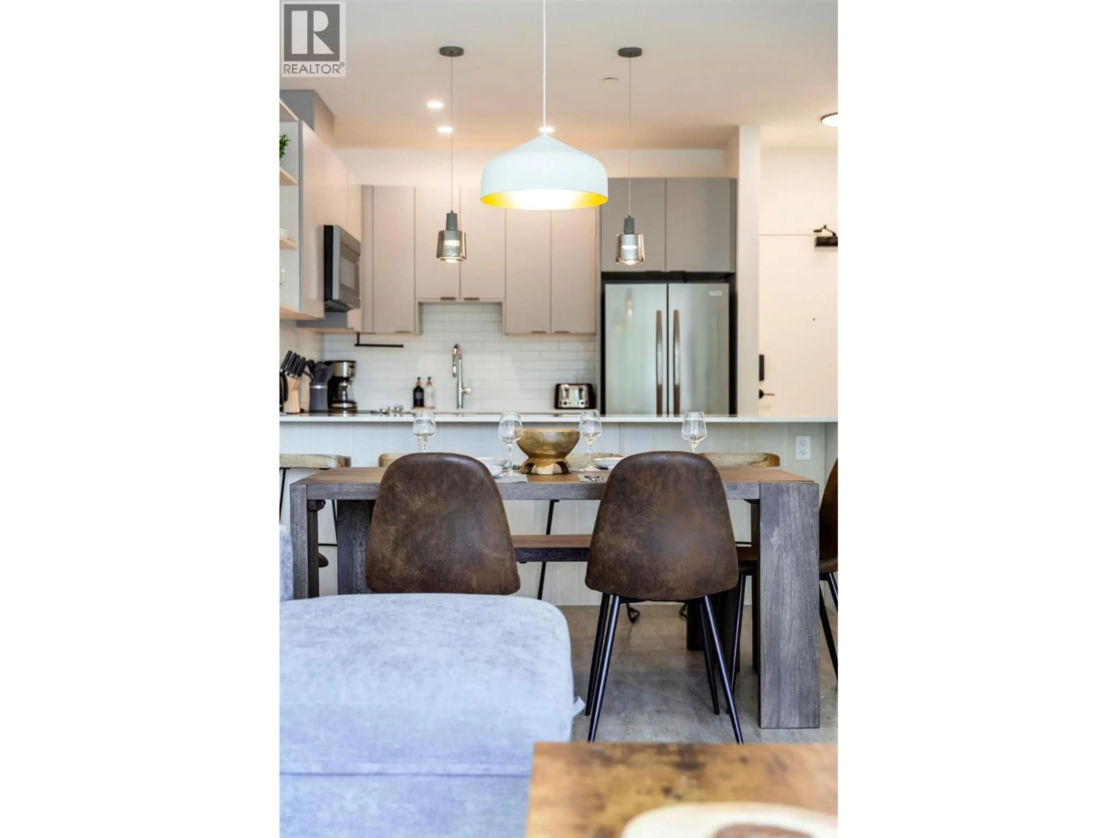 Open concept kitchen, unknown for 3405 - 1701 COURSIER AVENUE, Revelstoke British Columbia V0E2S0