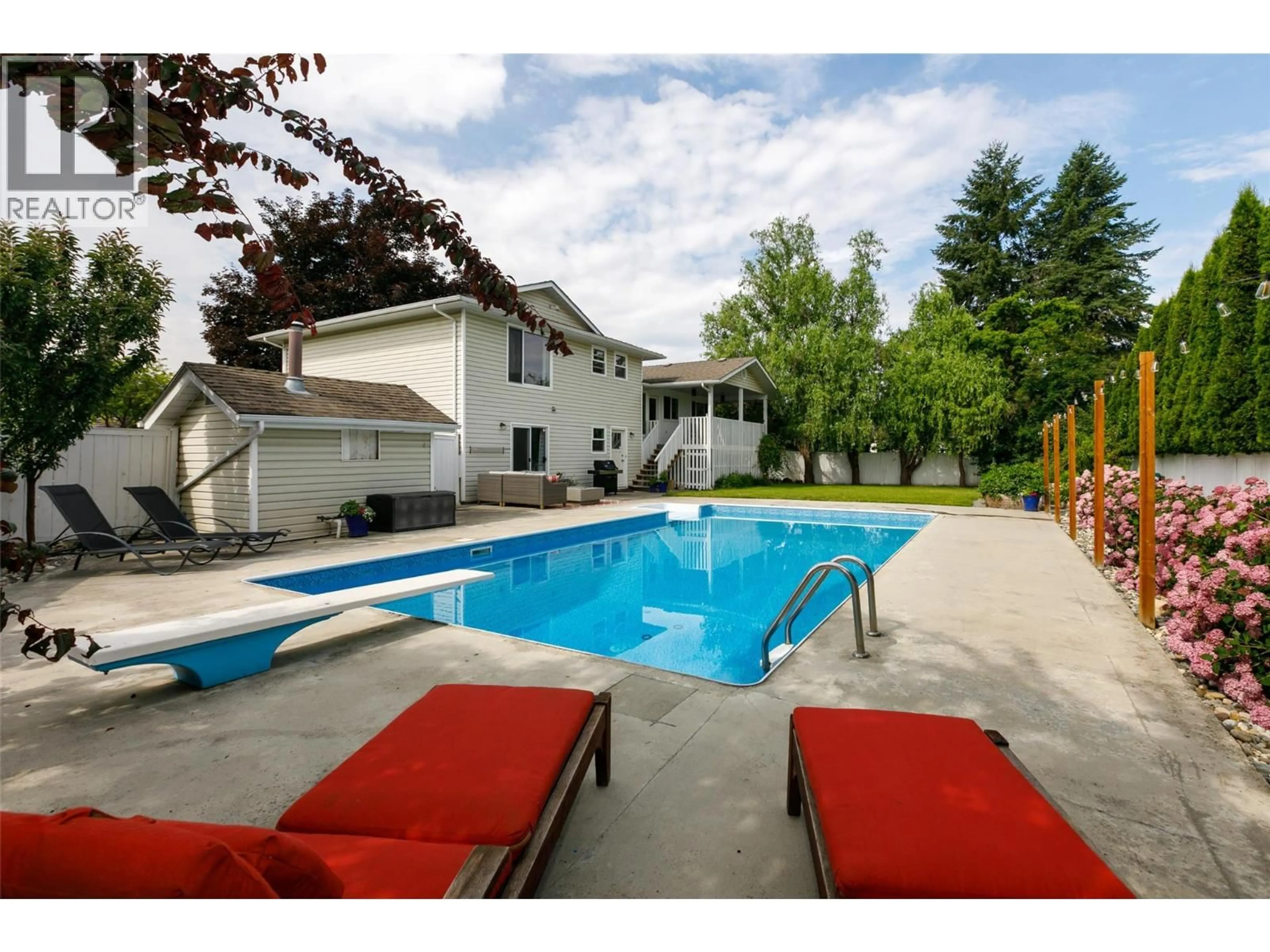 Pool for 4306 SAN MICHELLE COURT, Kelowna British Columbia V1W2J3