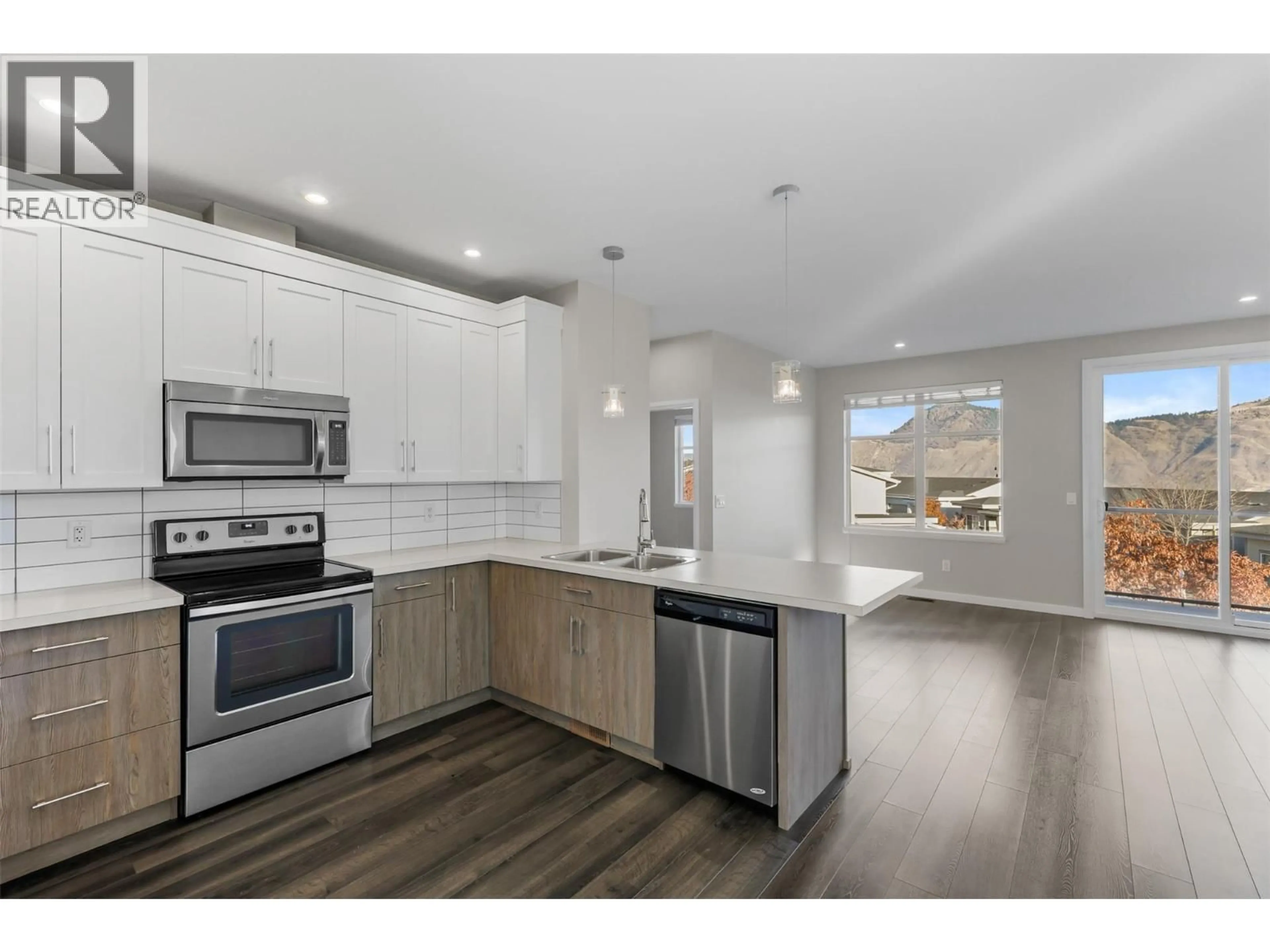 Open concept kitchen, unknown for 105 - 1993 QU'APPELLE BOULEVARD, Kamloops British Columbia V0E0C2