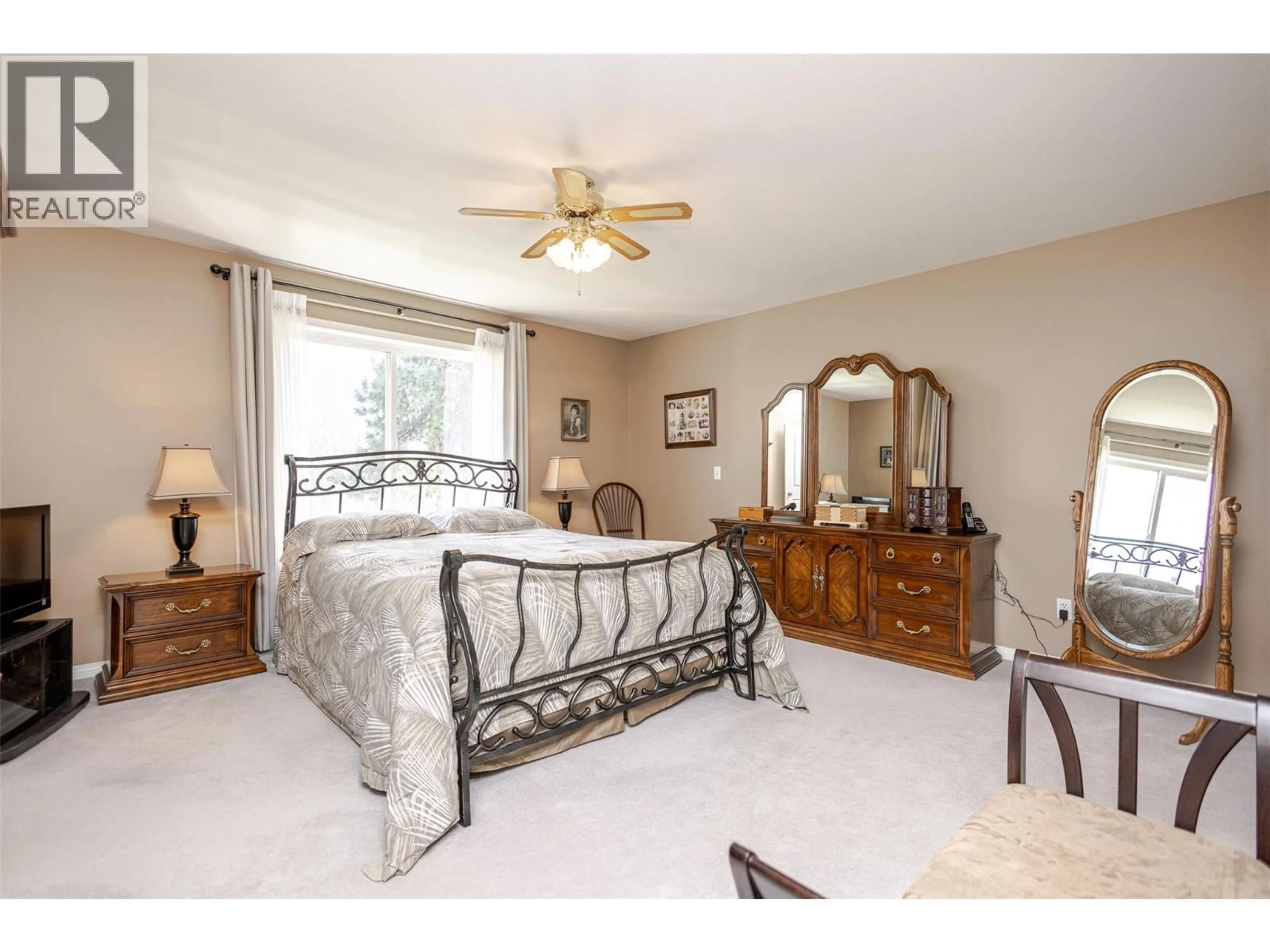 A pic of a room for 5291 BRADBURY STREET, Peachland British Columbia V0H1X8
