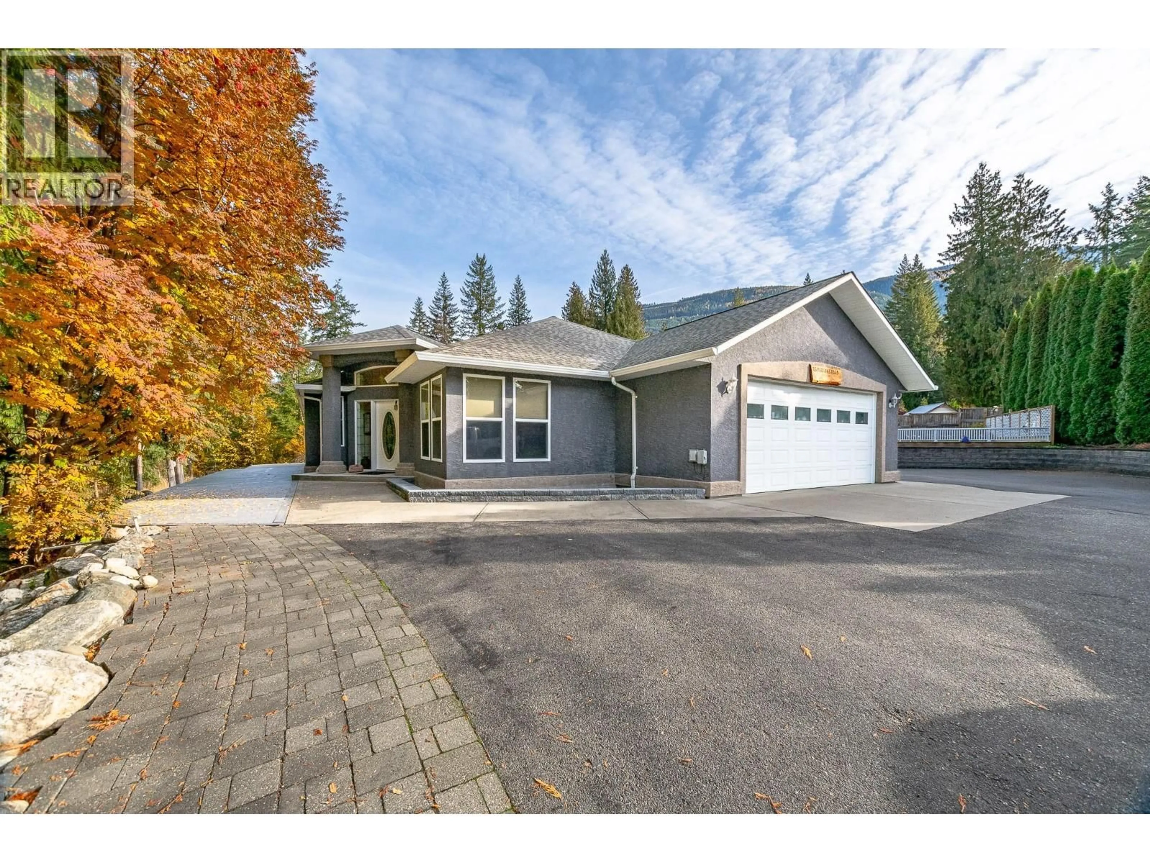 Unknown for 15 PARSONS ROAD, Mara British Columbia V0E2K0