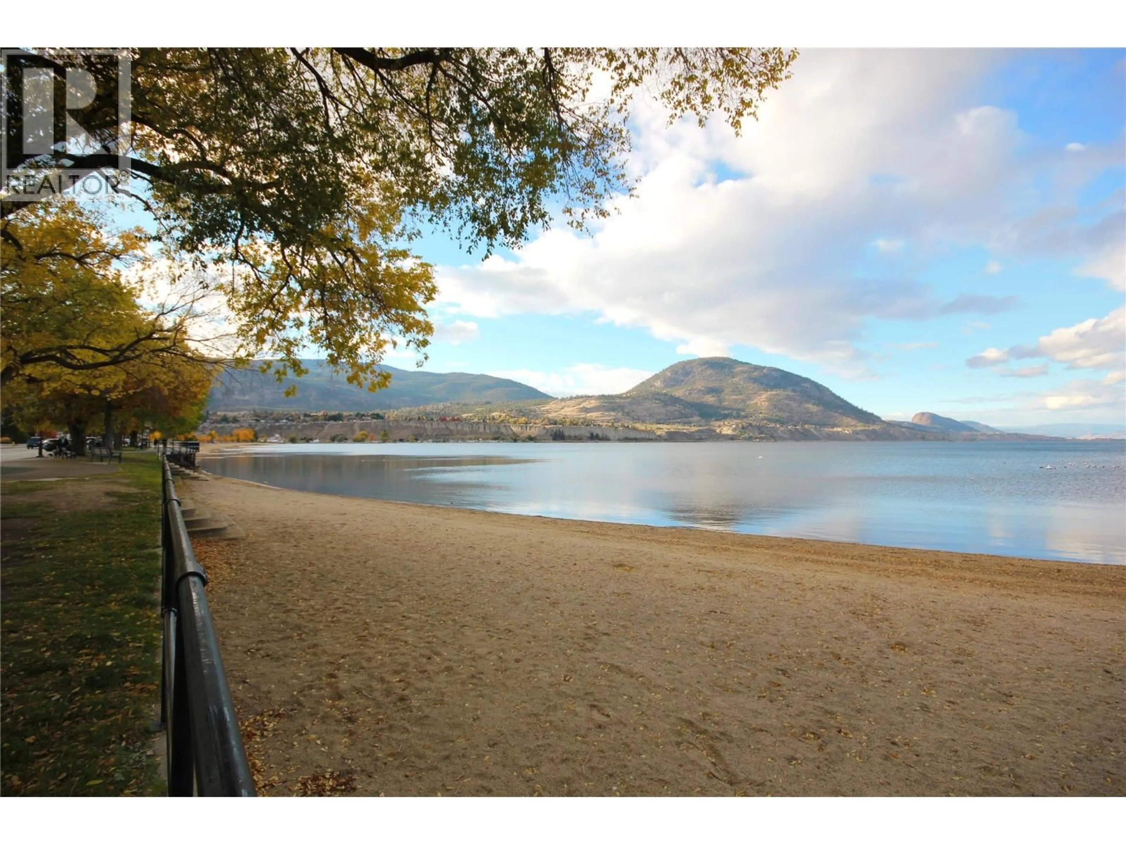 Blurry image for 106 - 95 WINNIPEG STREET, Penticton British Columbia V2A5L9