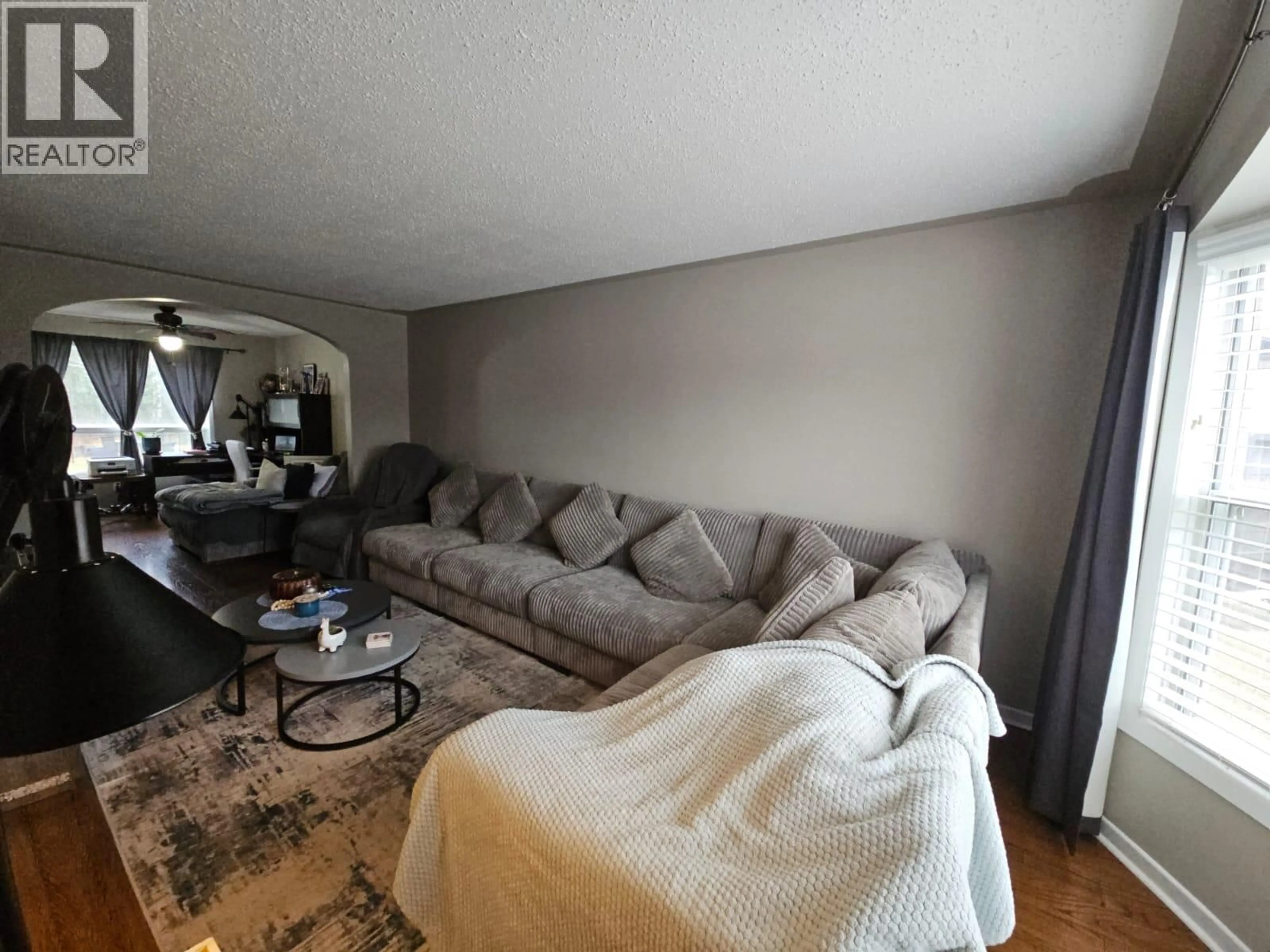 Living room with furniture, unknown for 8 SENTINAL PL PLACE, Tumbler Ridge British Columbia V0C2W0