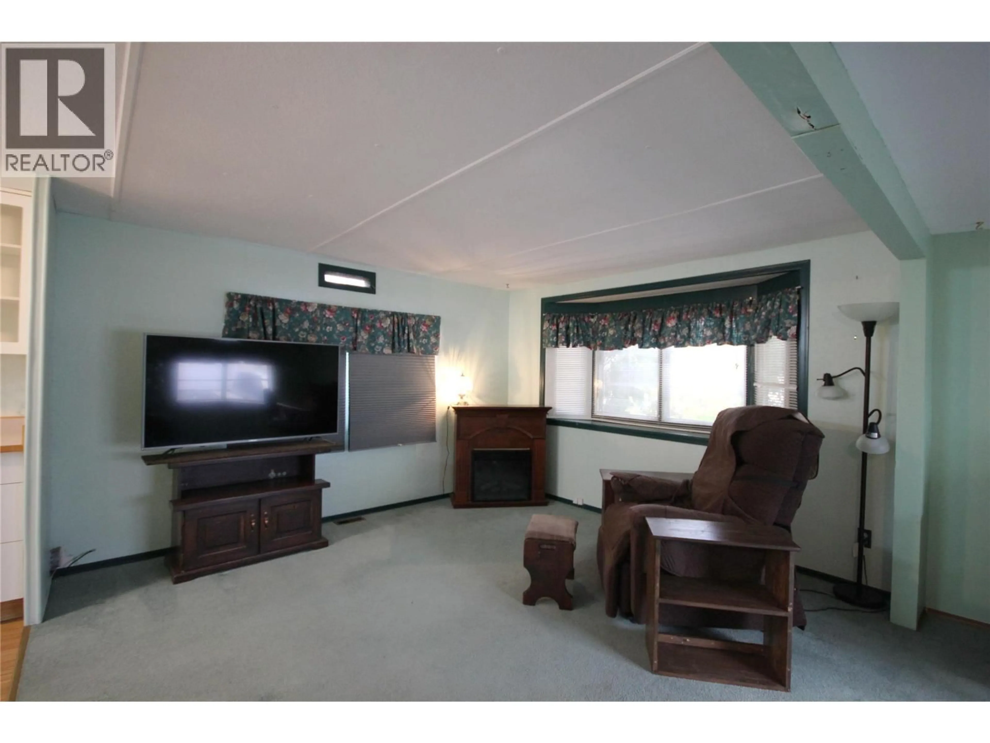 Unknown for 46 - 3245 PARIS STREET, Penticton British Columbia V2A3T9