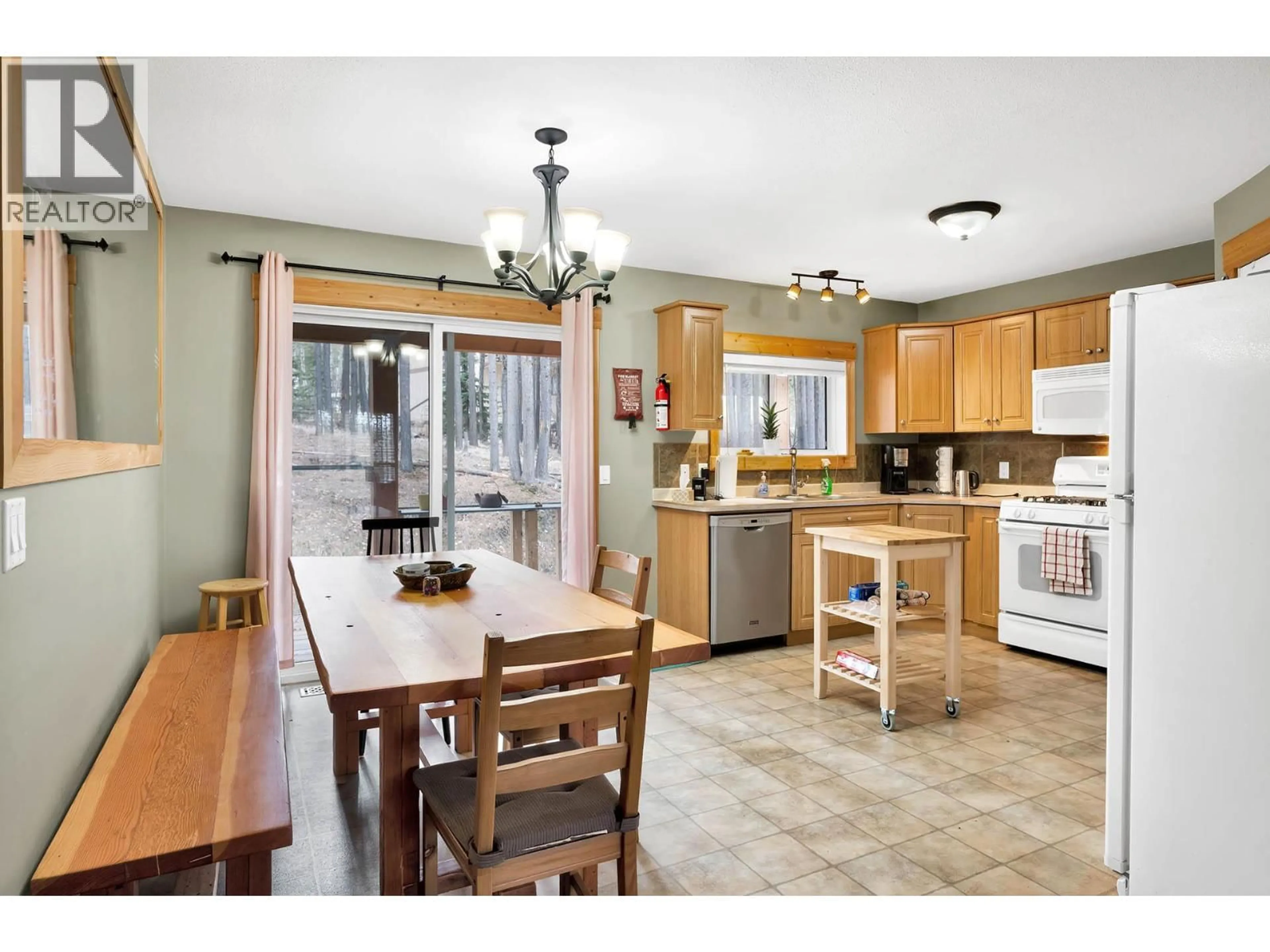 Open concept kitchen, unknown for 5873 LAC LE JEUNE ROAD, Kamloops British Columbia V1S1Y8