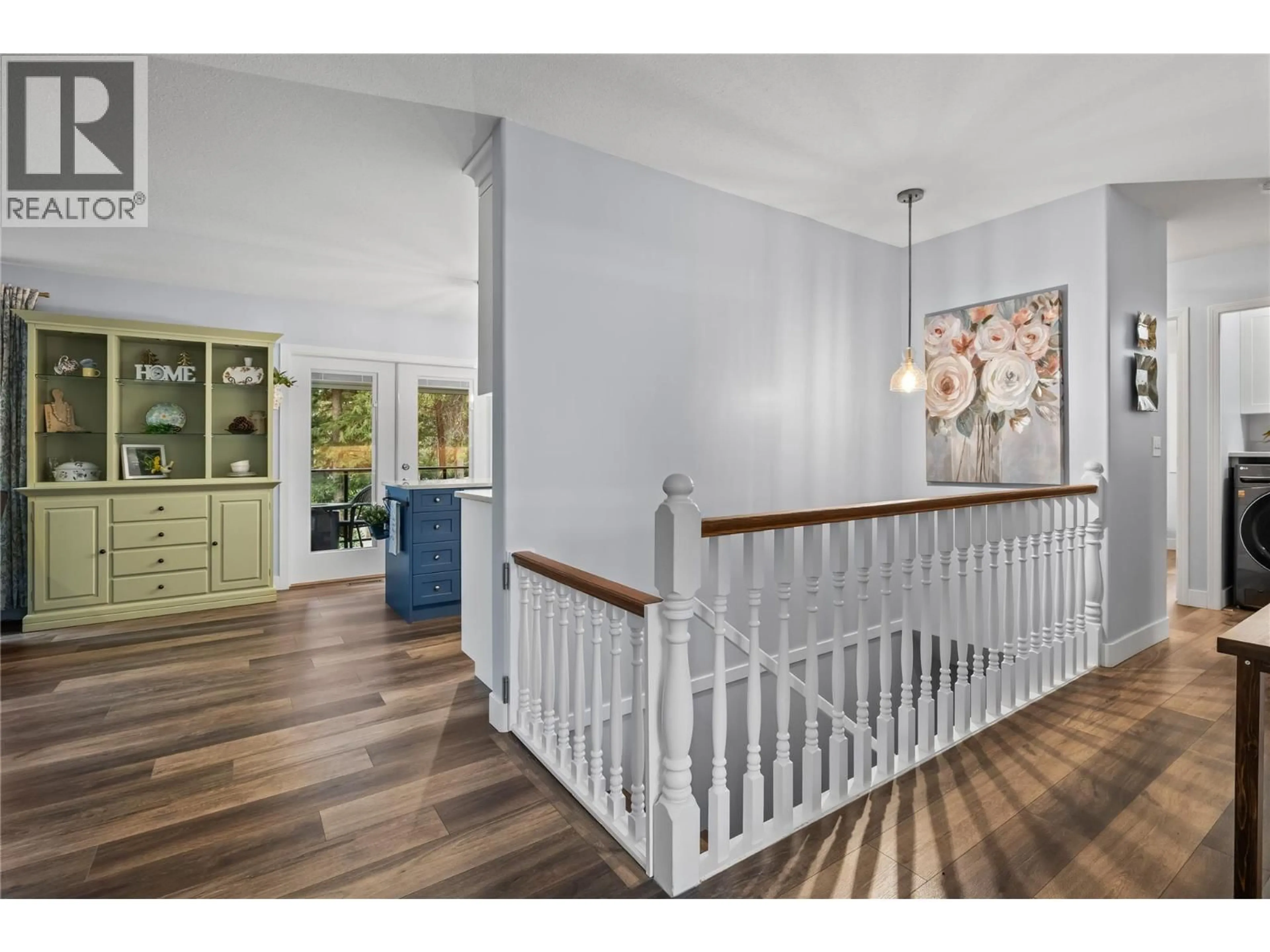 Indoor entryway for 2205 SHANNON WOODS PLACE, West Kelowna British Columbia V4T2L9