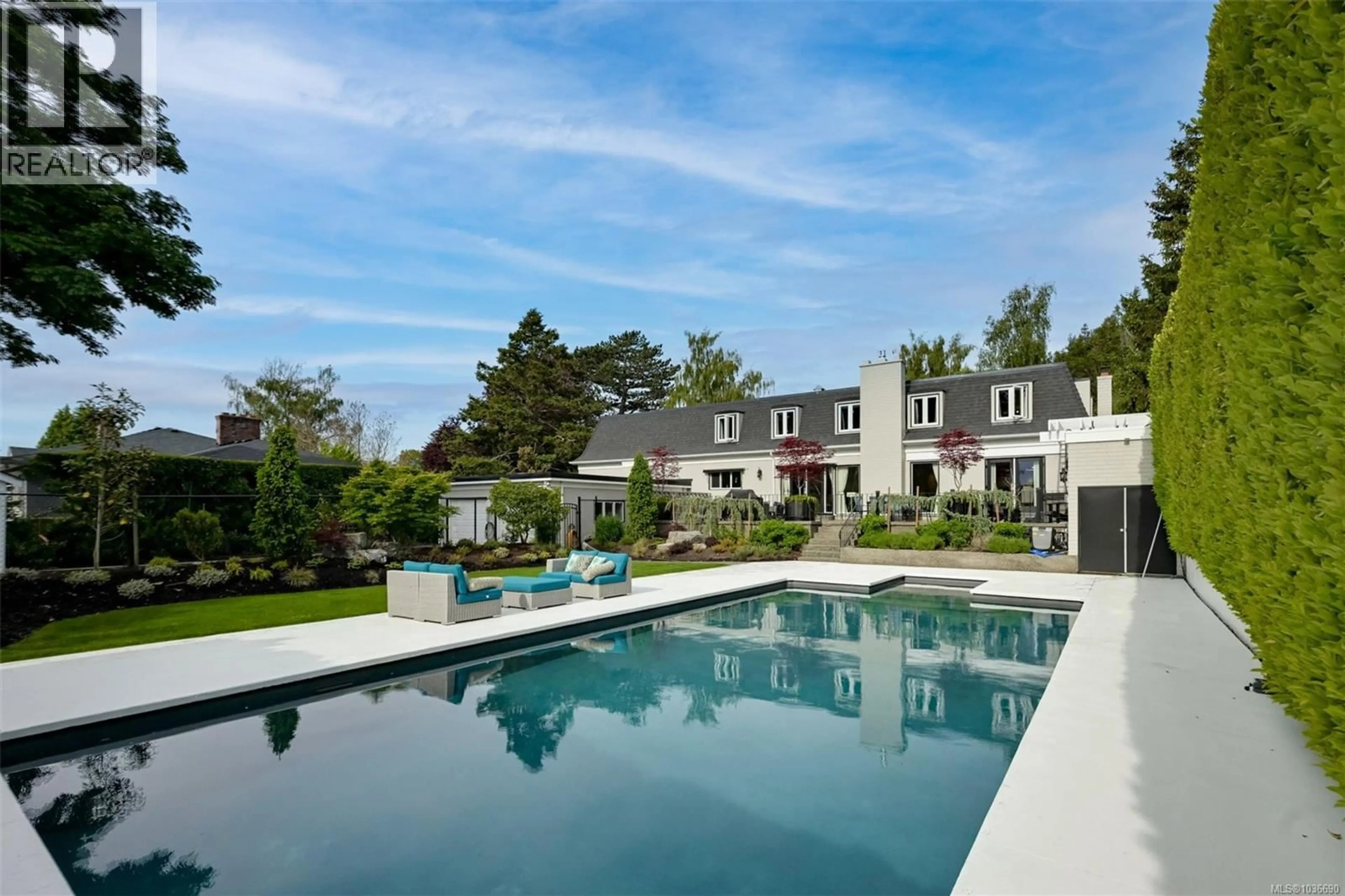 Pool for 3075 DEVON ROAD, Oak Bay British Columbia V8R6C8