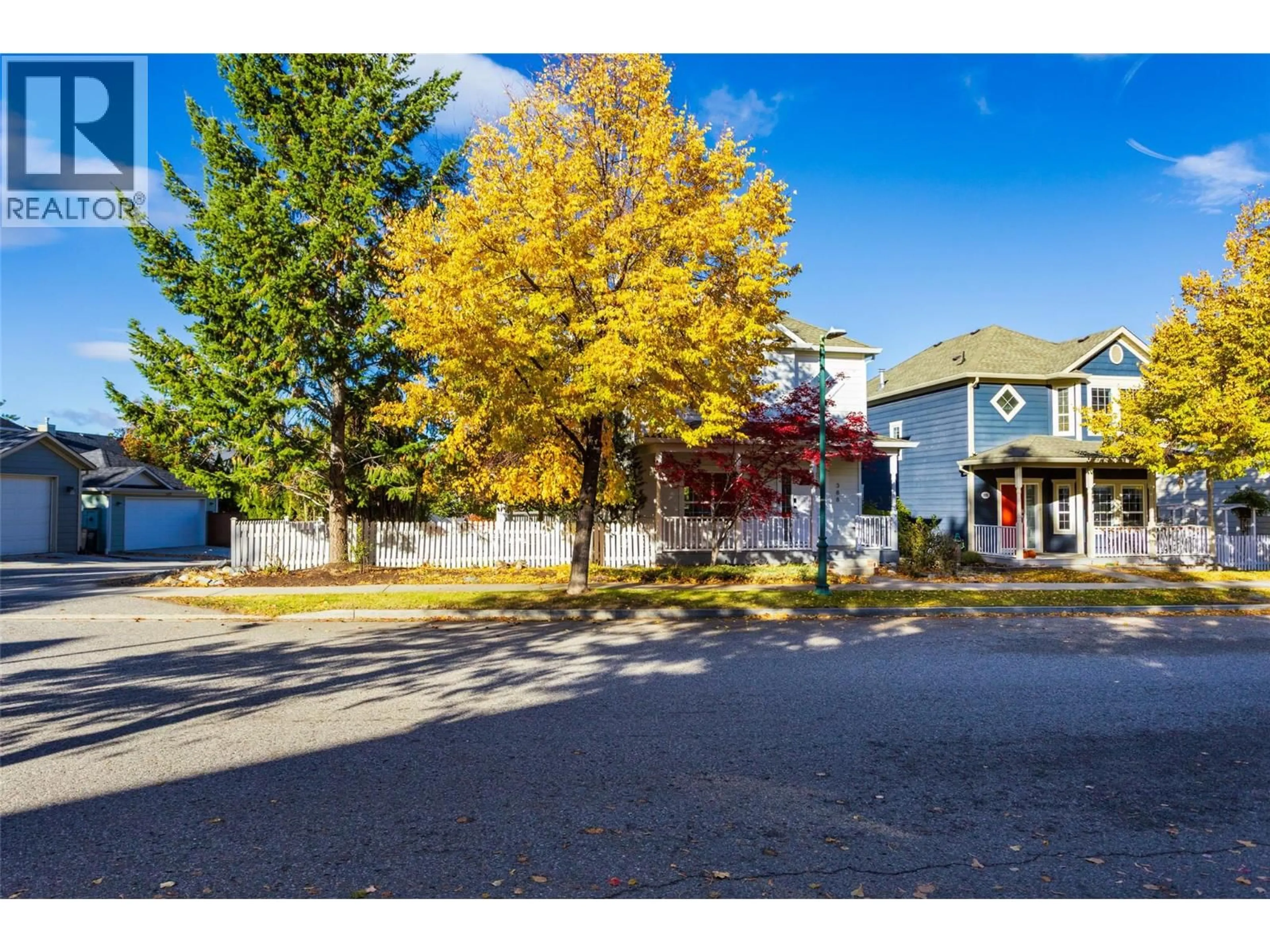 A pic from outside/outdoor area/front of a property/back of a property/a pic from drone, street for 388 MCCARREN AVENUE, Kelowna British Columbia V1W4W3