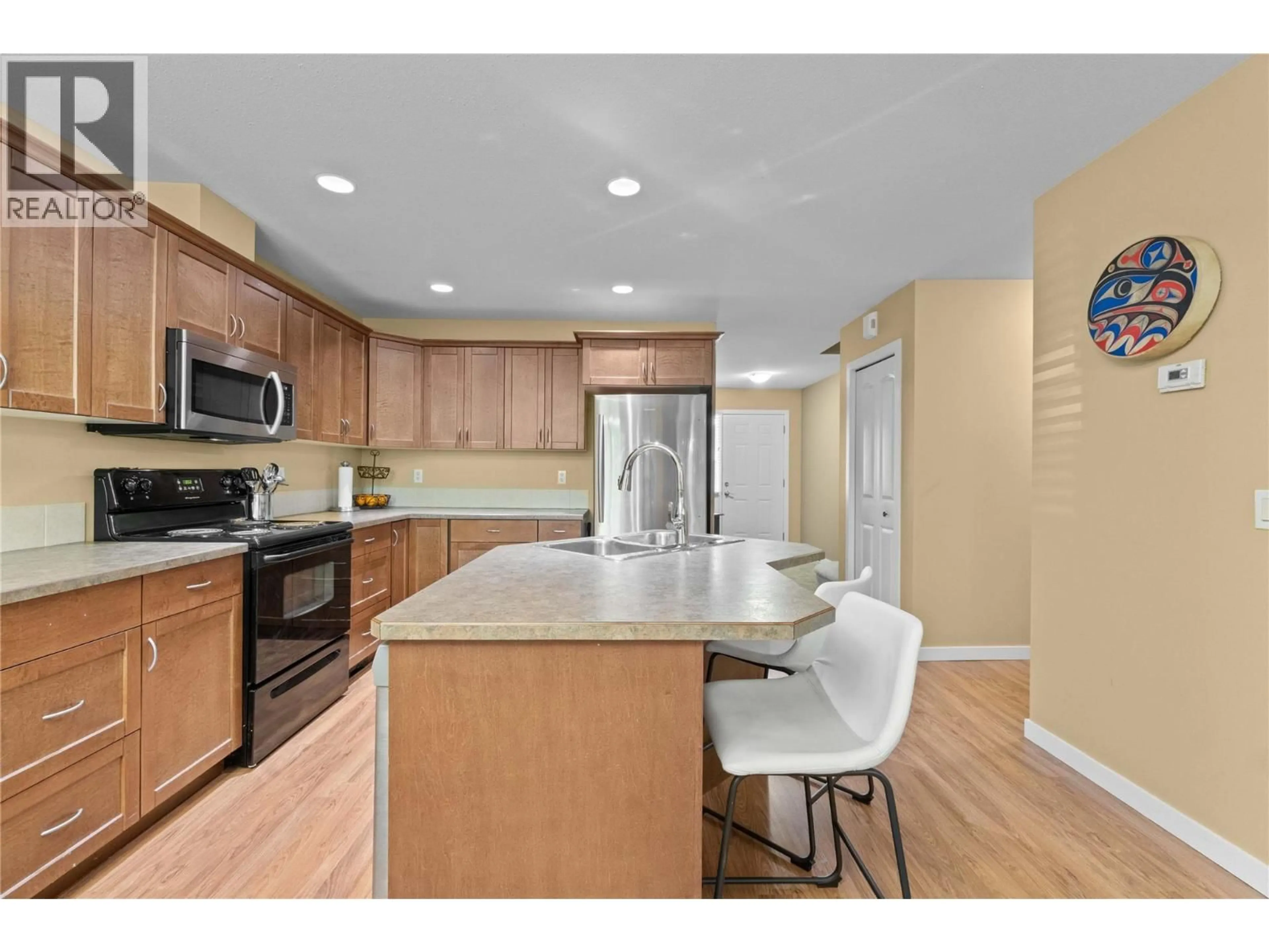 Unknown for 124 - 222 MARTIN STREET, Sicamous British Columbia V0E2V0