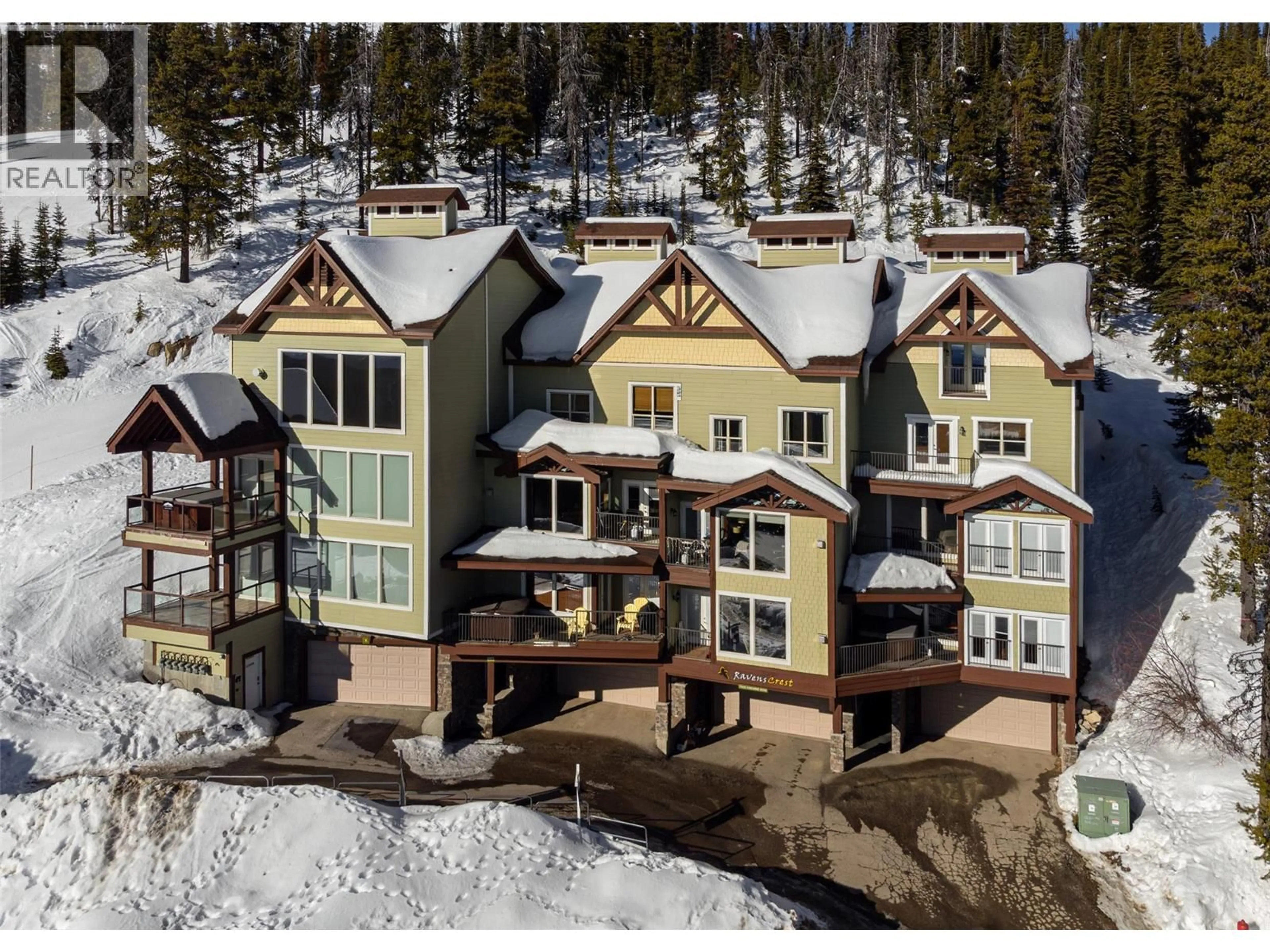 A pic from outside/outdoor area/front of a property/back of a property/a pic from drone, building for 3 - 7360 PORCUPINE ROAD, Big White British Columbia V1P1P3